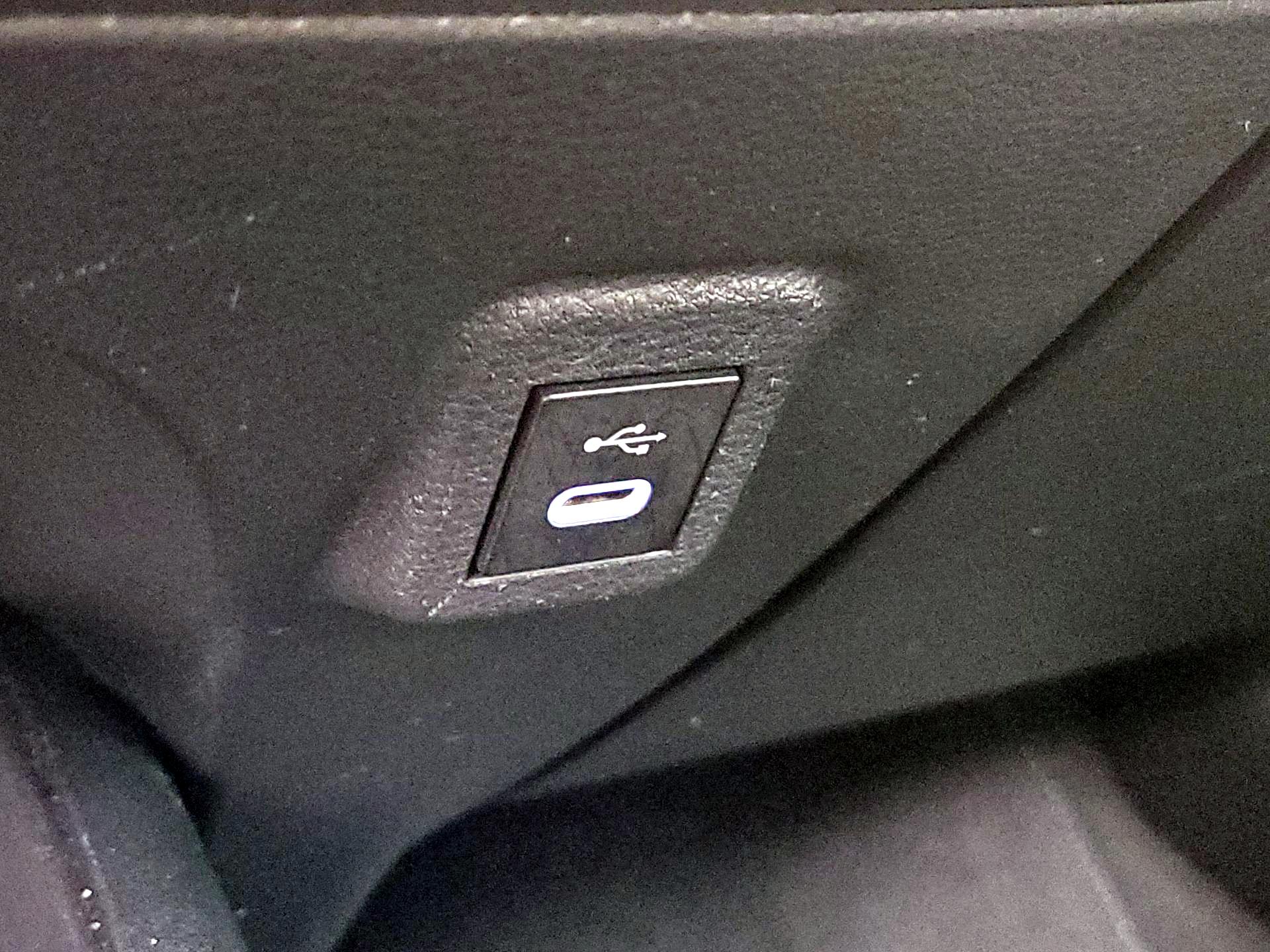 Thumbnail: 2024 Toyota Corolla - 18