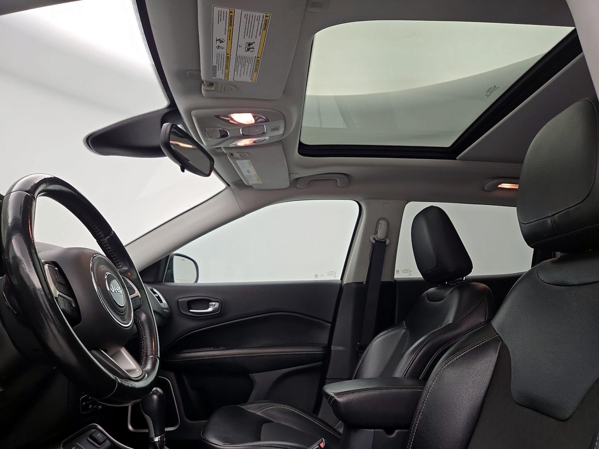 Thumbnail: 2020 Jeep Compass - 19