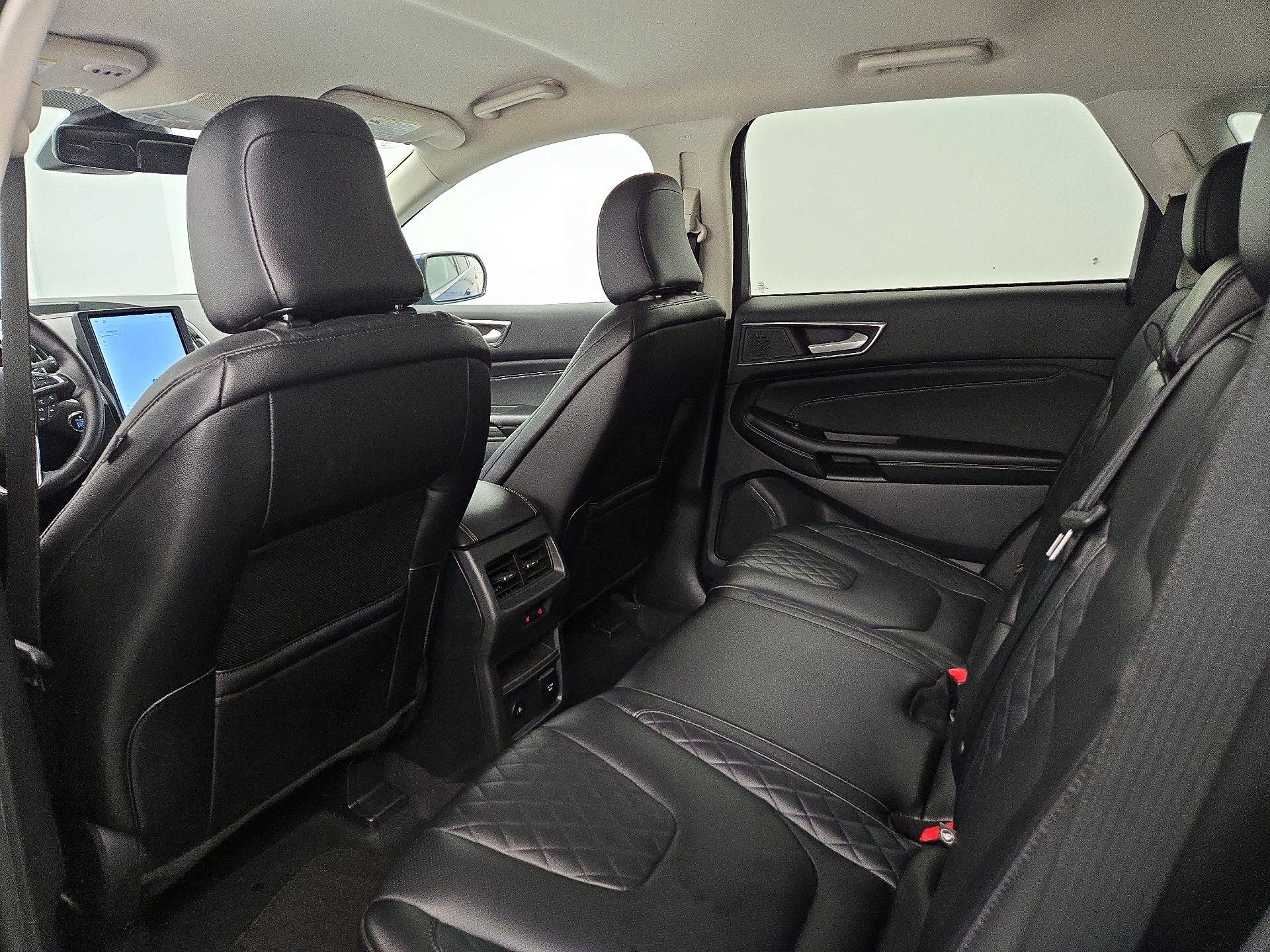 Thumbnail: 2023 Ford Edge - 20