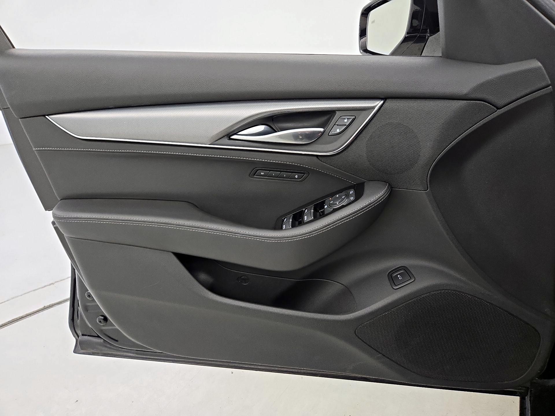 Thumbnail: 2023 Cadillac CT5 - 12