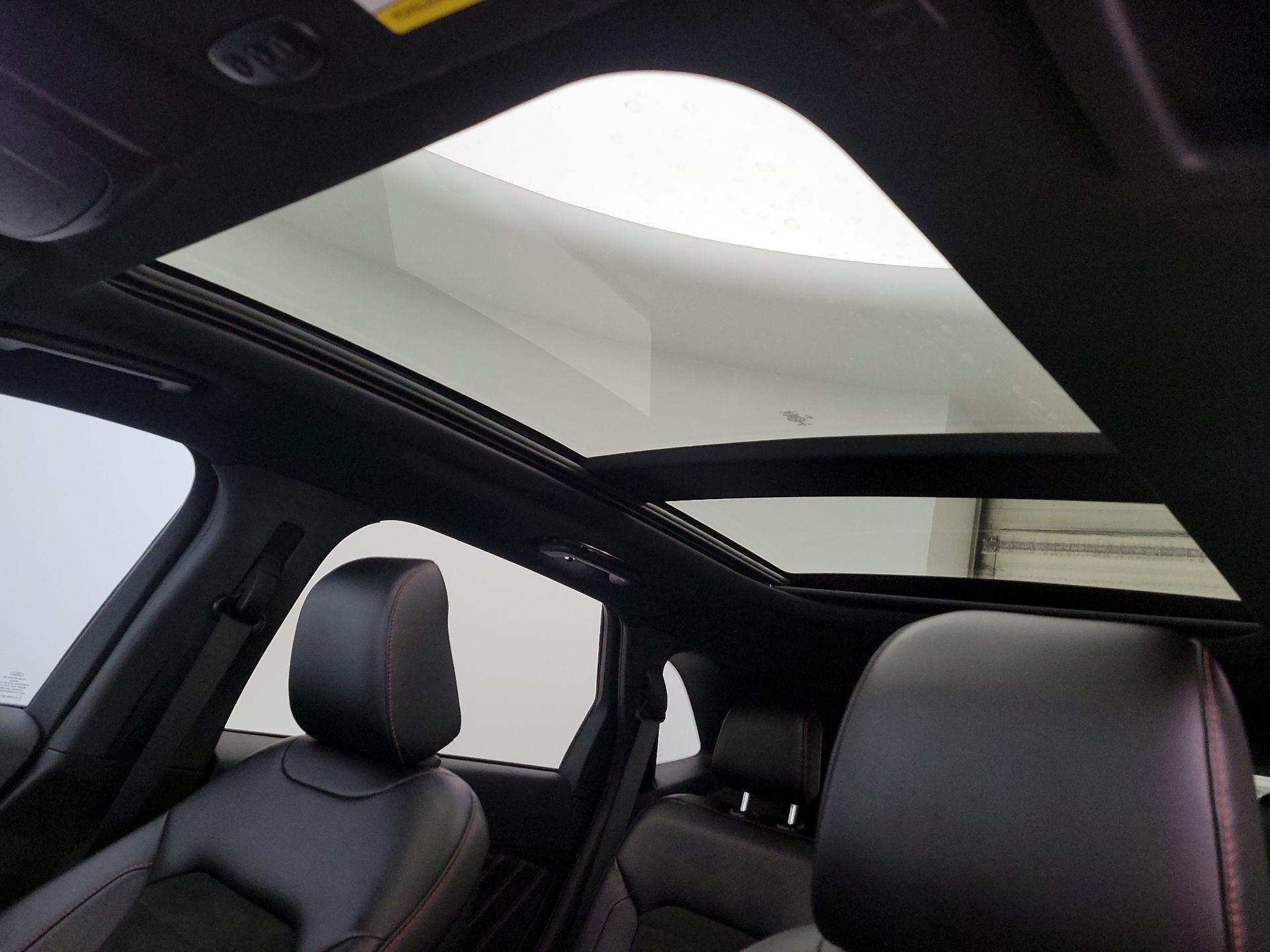 Thumbnail: 2022 Ford Edge - 19