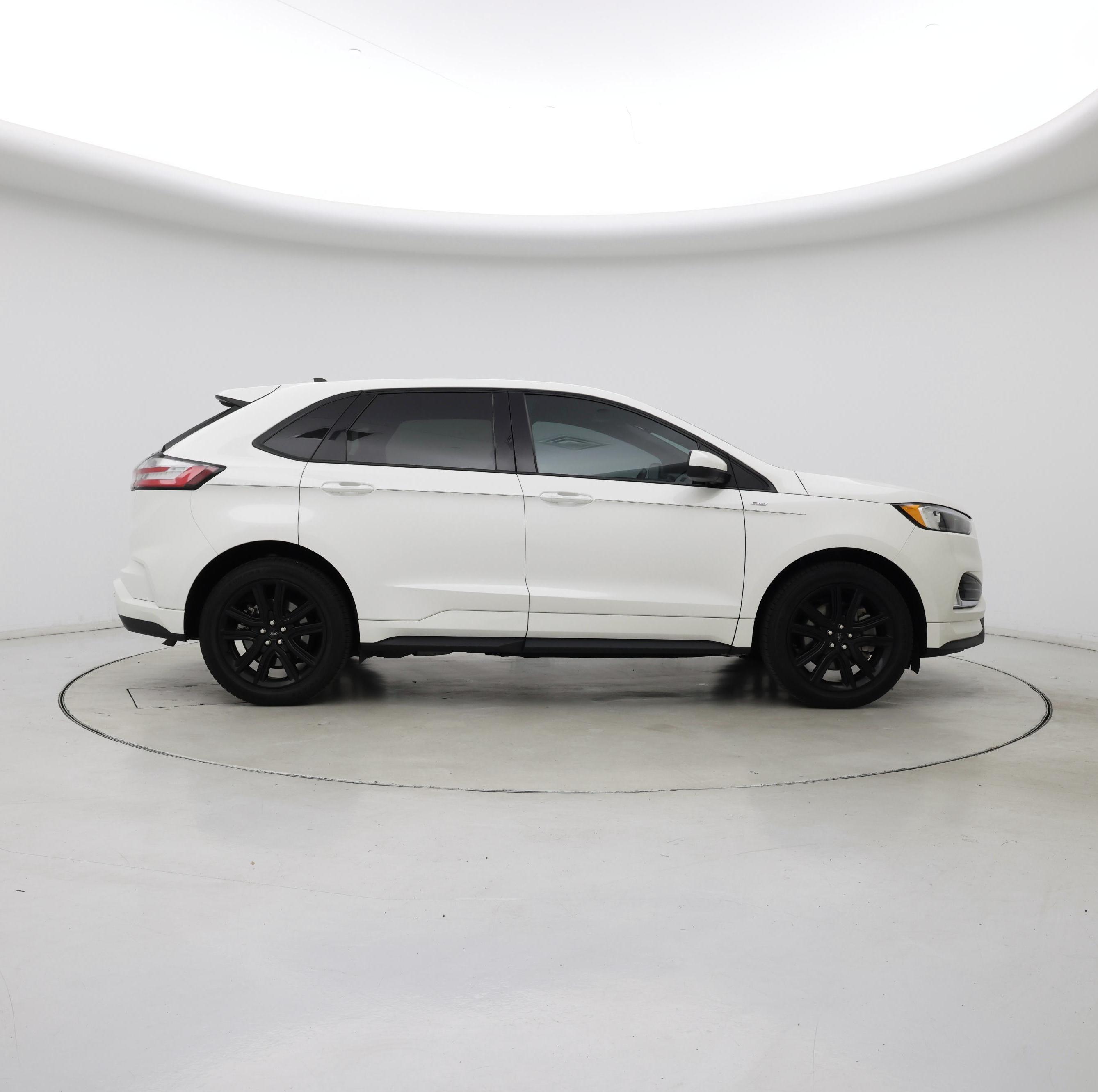 Thumbnail: 2022 Ford Edge - 7