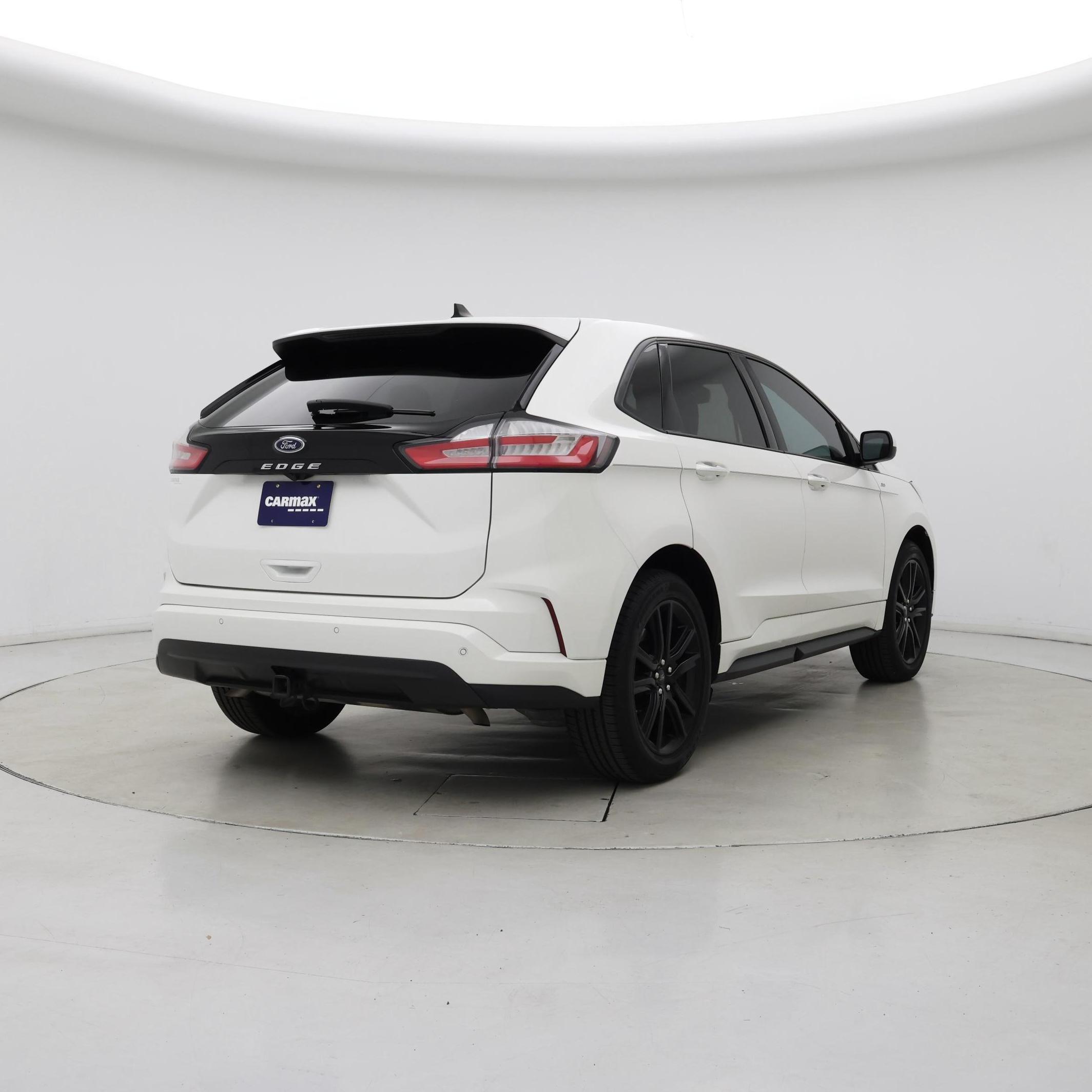 Thumbnail: 2022 Ford Edge - 8