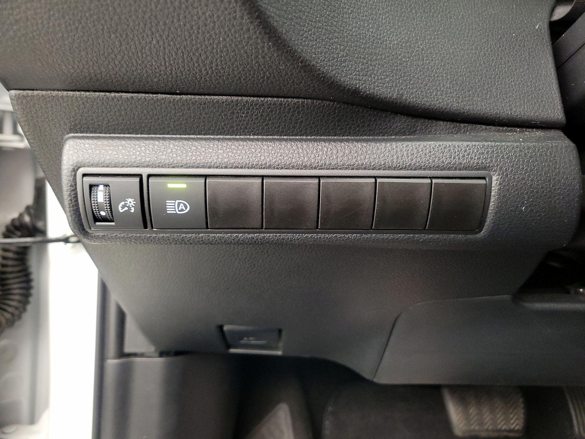 Thumbnail: 2024 Toyota Corolla - 13