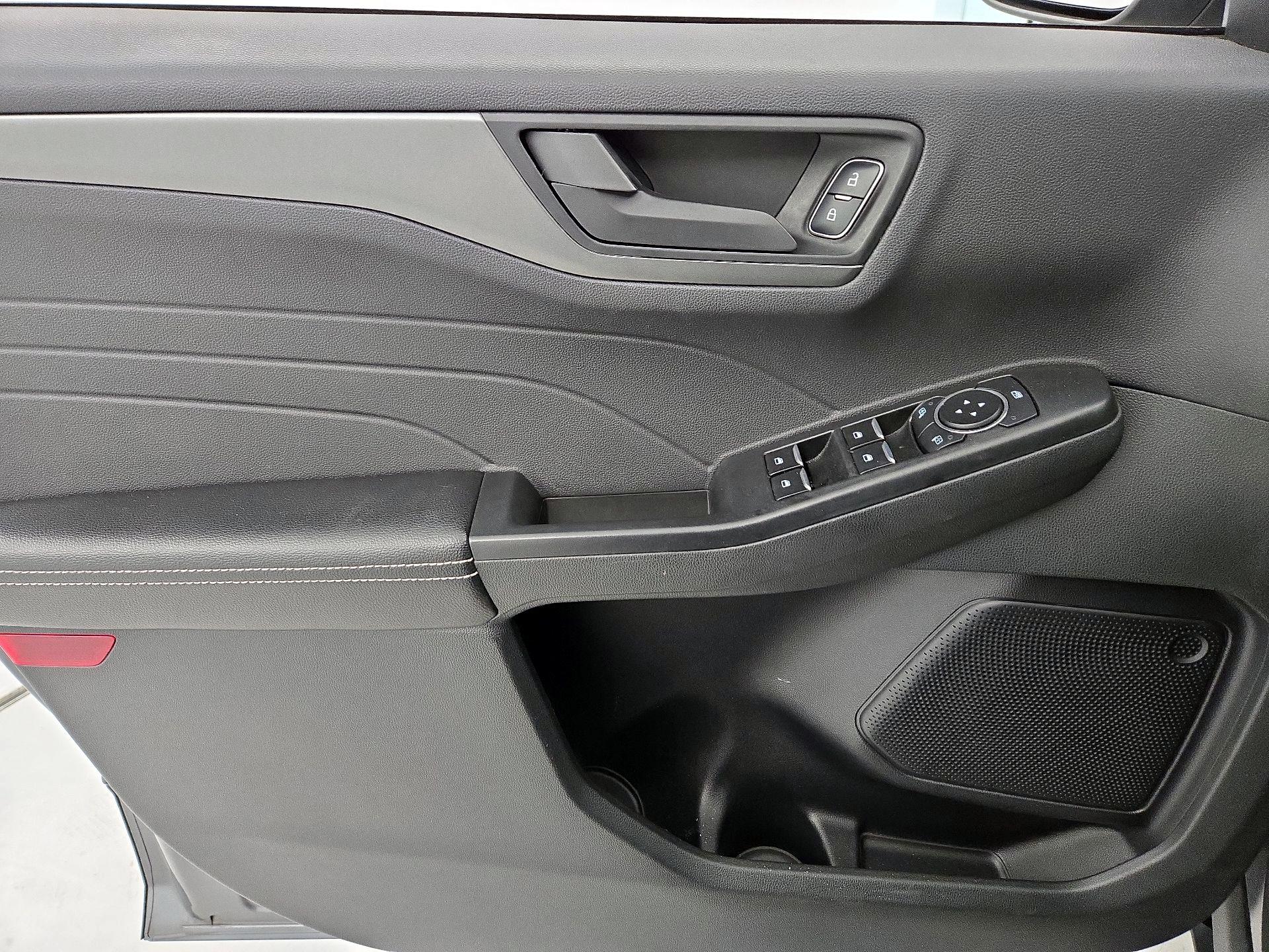 Thumbnail: 2023 Ford Escape - 12