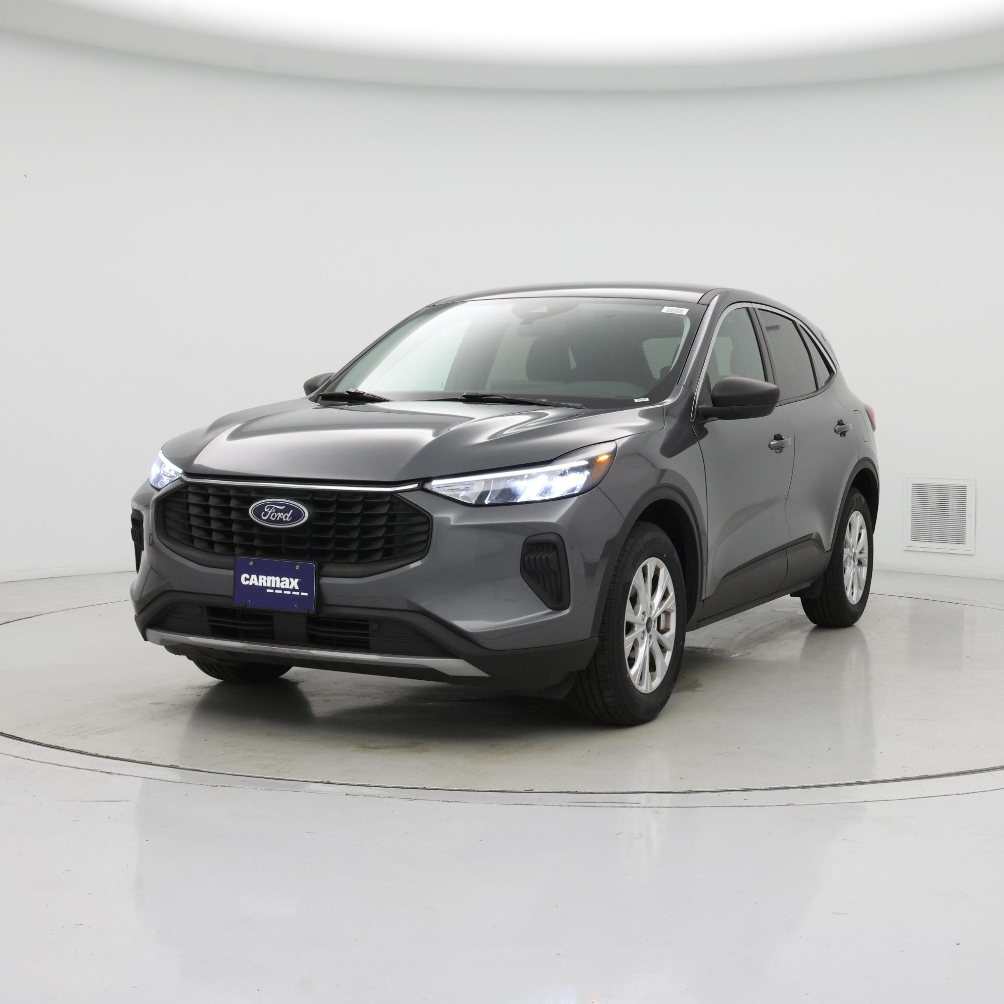 Thumbnail: 2023 Ford Escape - 4