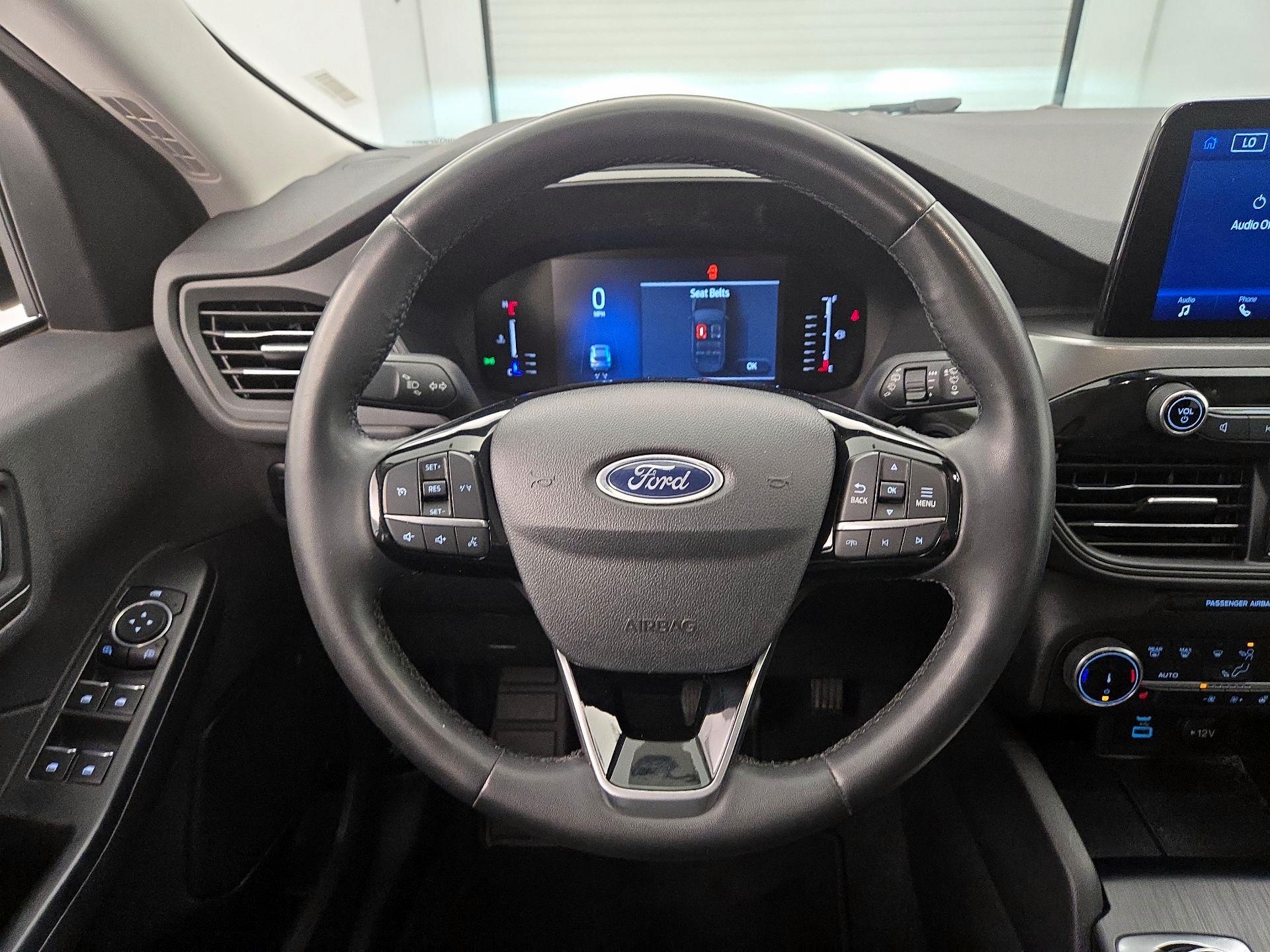 Thumbnail: 2023 Ford Escape - 10