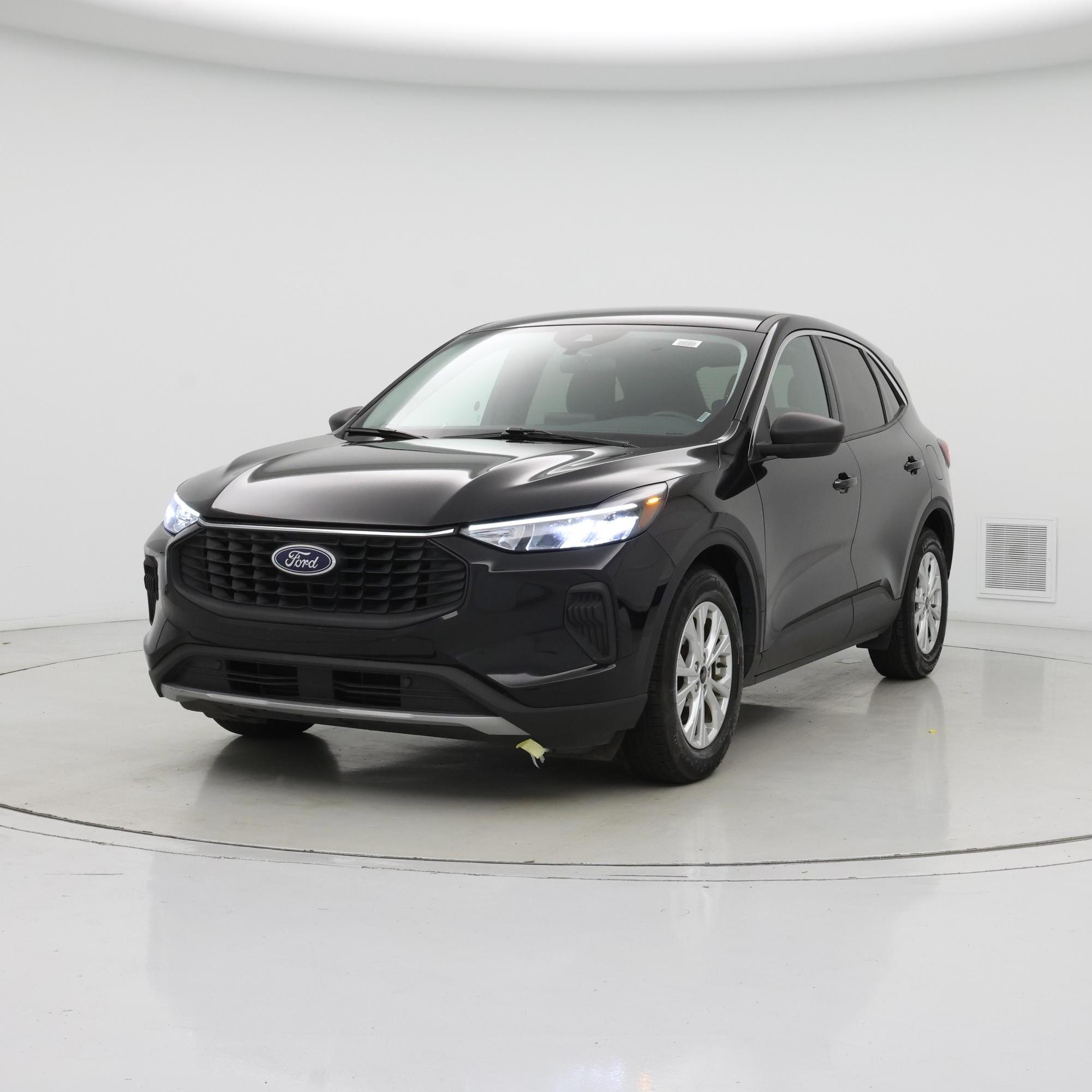 Thumbnail: 2023 Ford Escape - 4