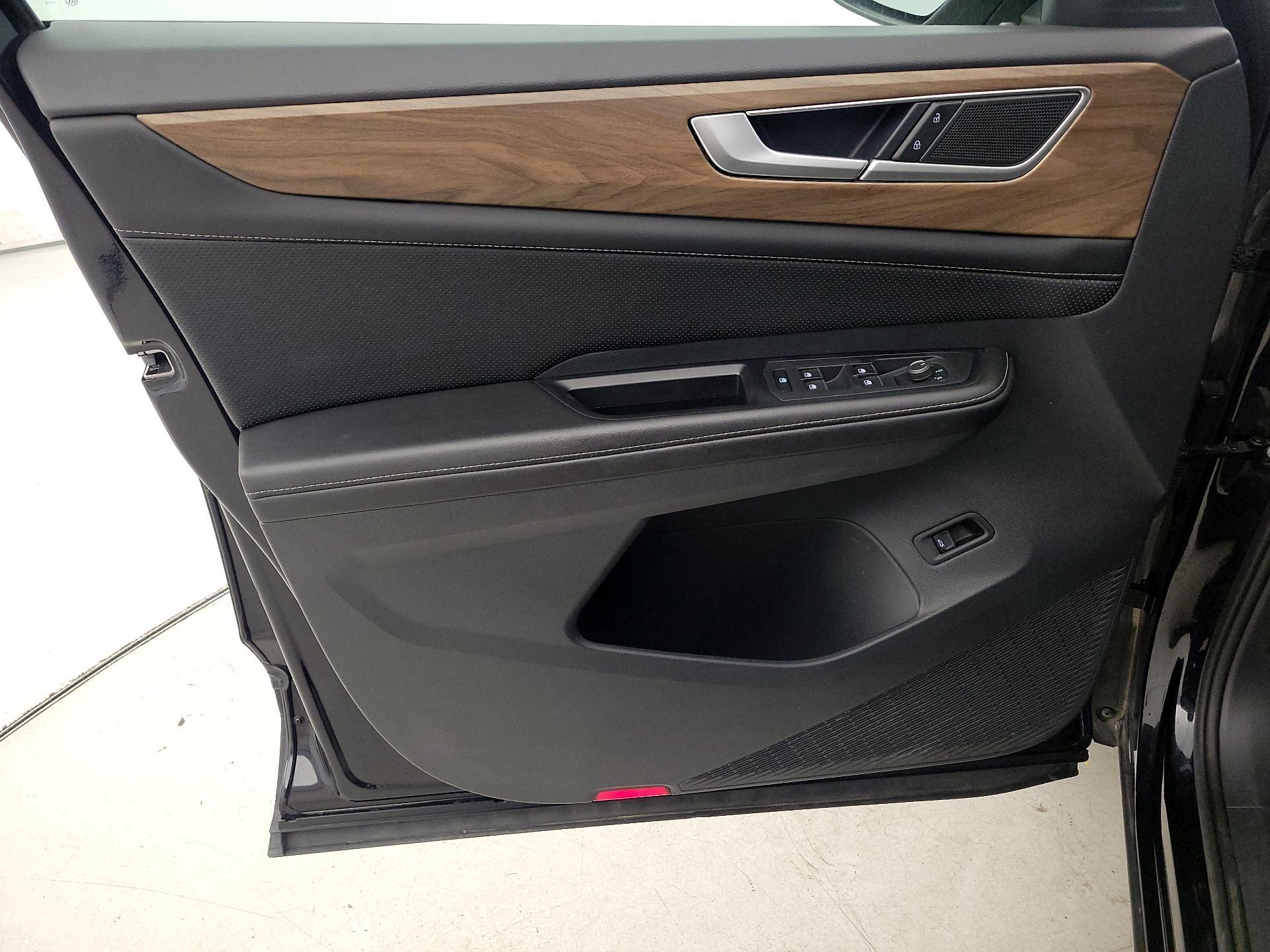 Thumbnail: 2024 Volkswagen Atlas - 12