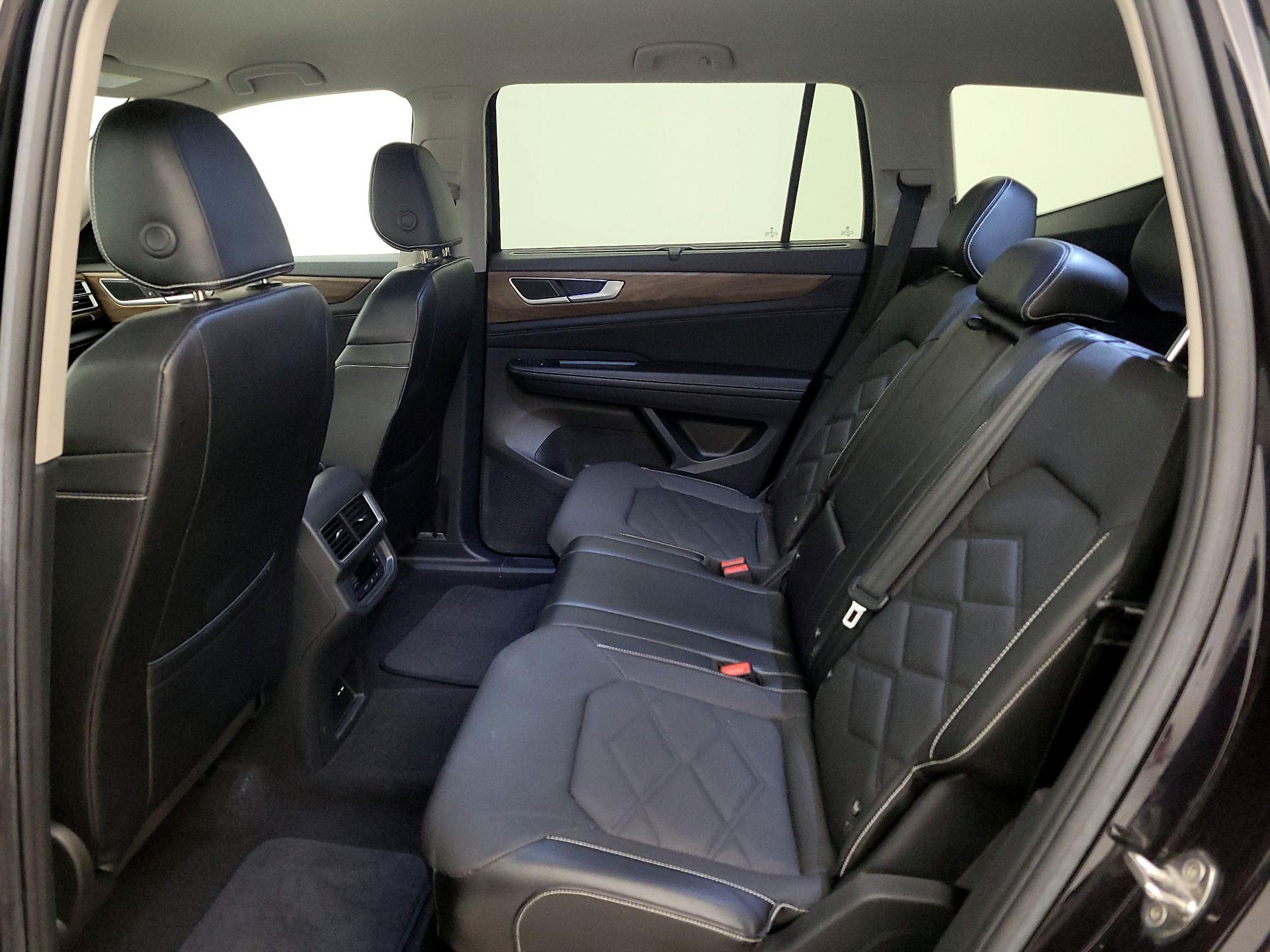 Thumbnail: 2024 Volkswagen Atlas - 19