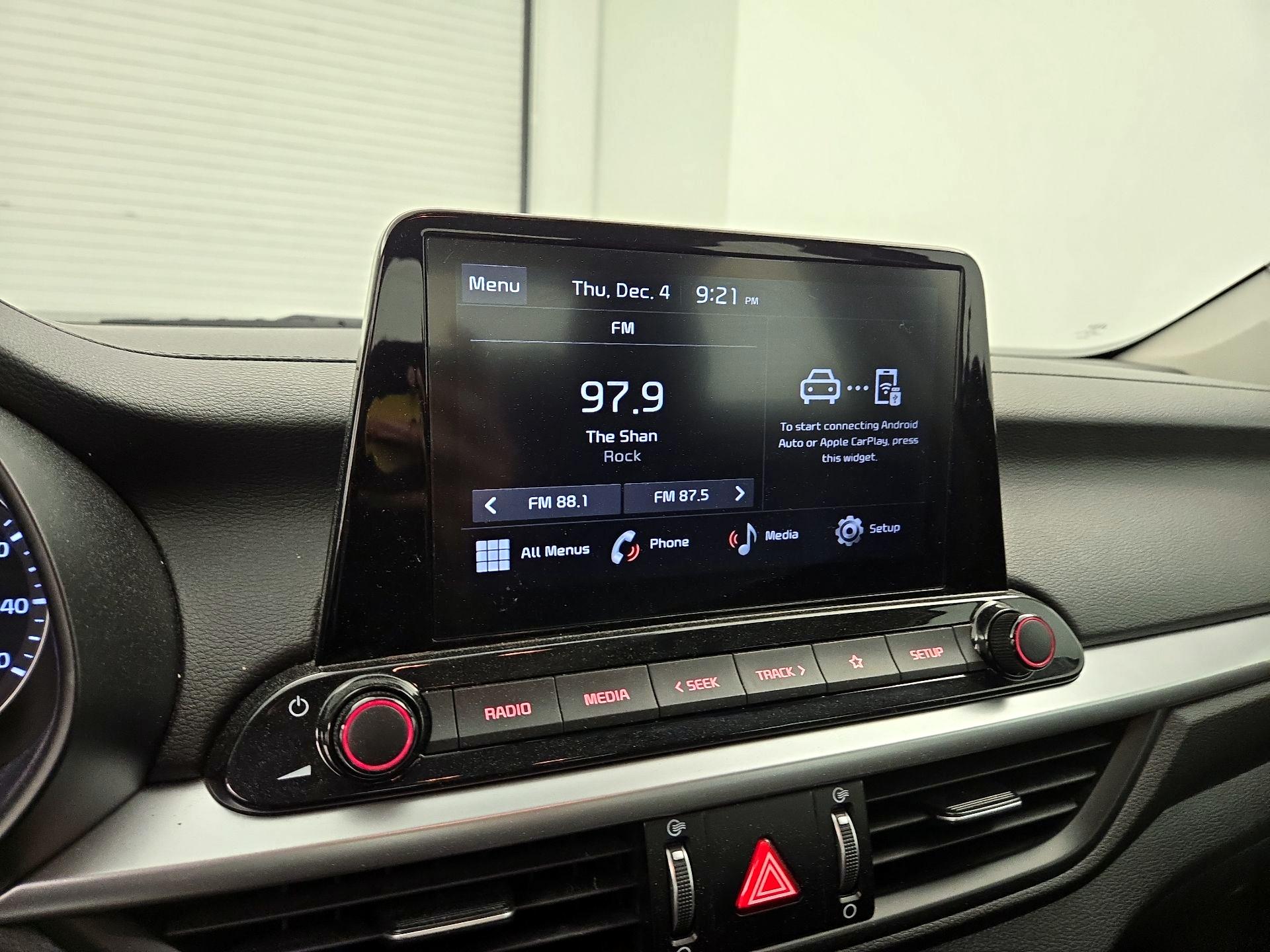 Thumbnail: 2024 Kia Forte - 15