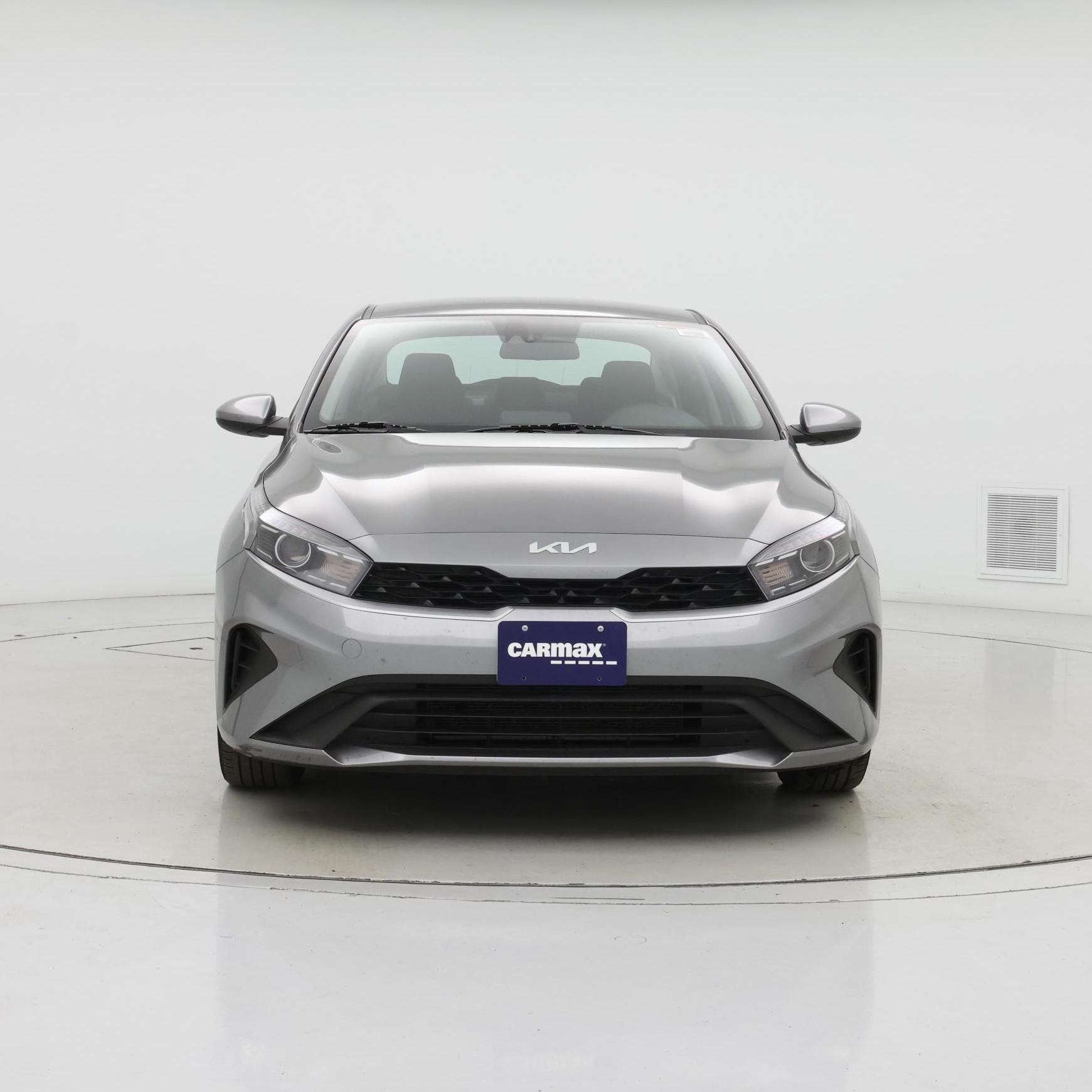 Thumbnail: 2024 Kia Forte - 5