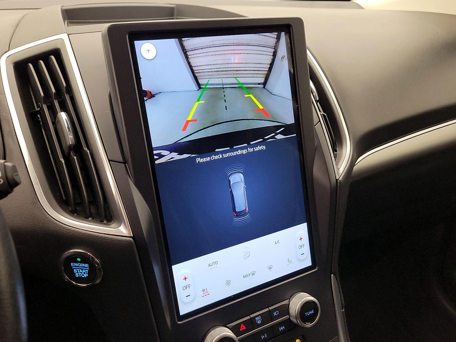 Thumbnail: 2022 Ford Edge - 14