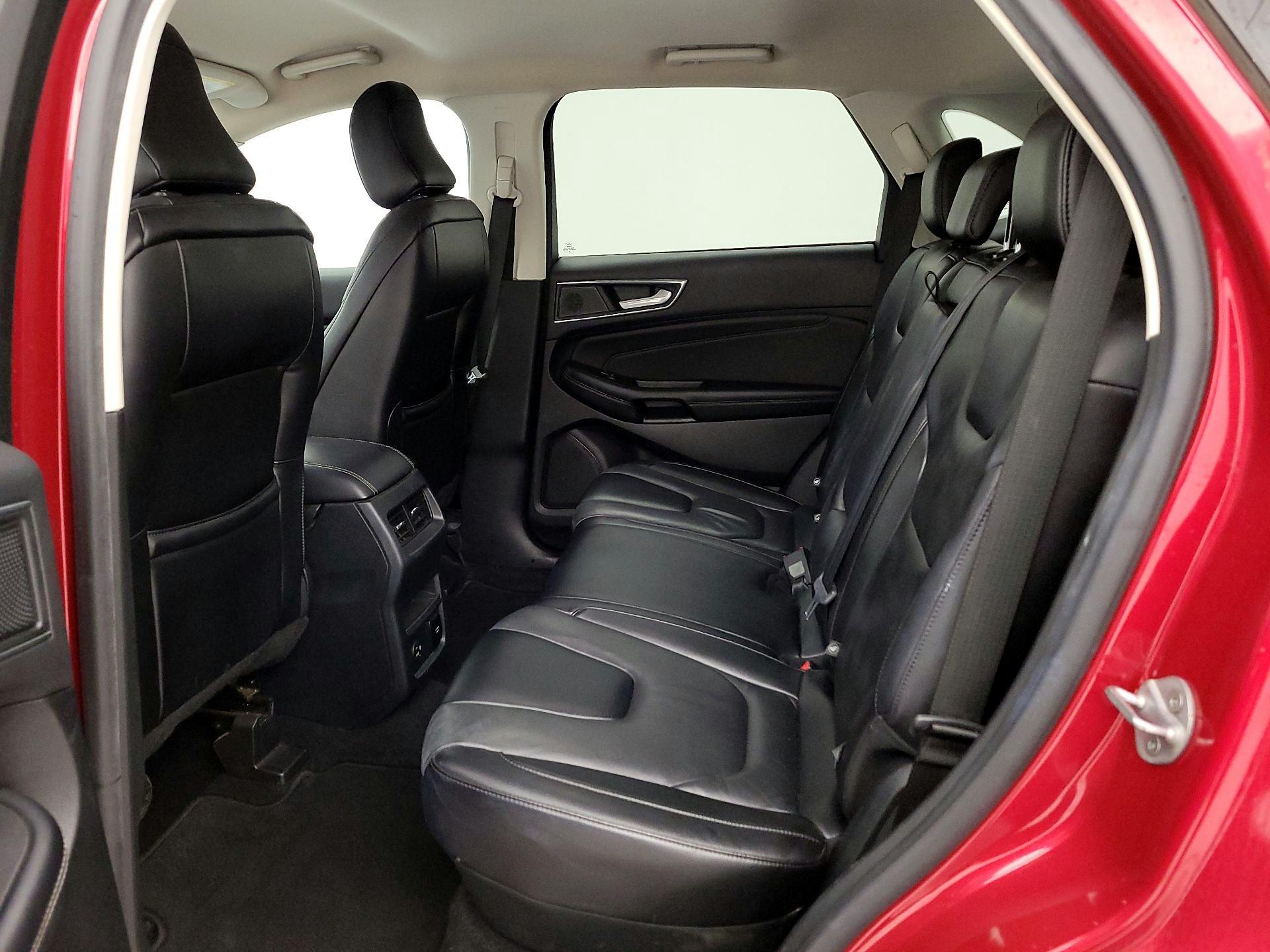 Thumbnail: 2022 Ford Edge - 19