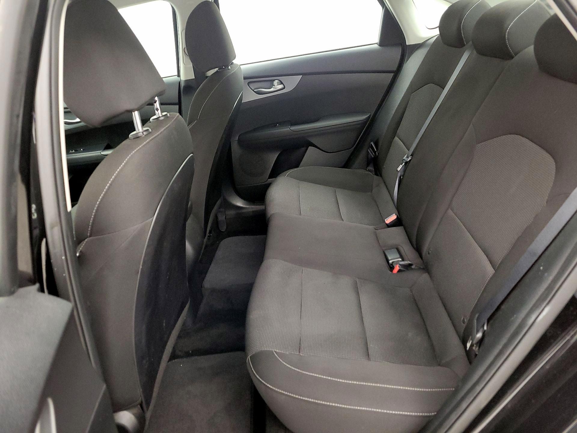 Thumbnail: 2020 Kia Forte - 19