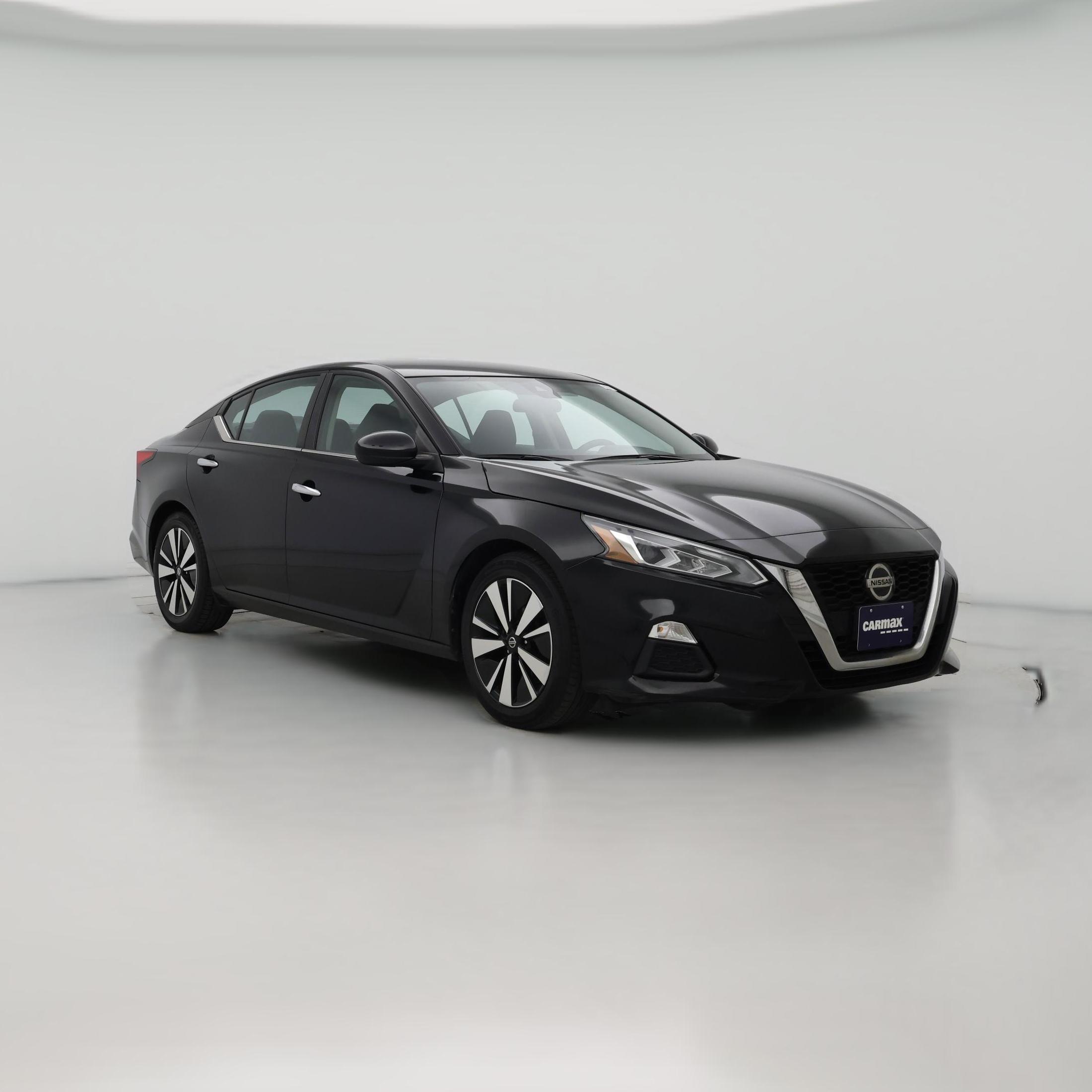Thumbnail: 2022 Nissan Altima - 1
