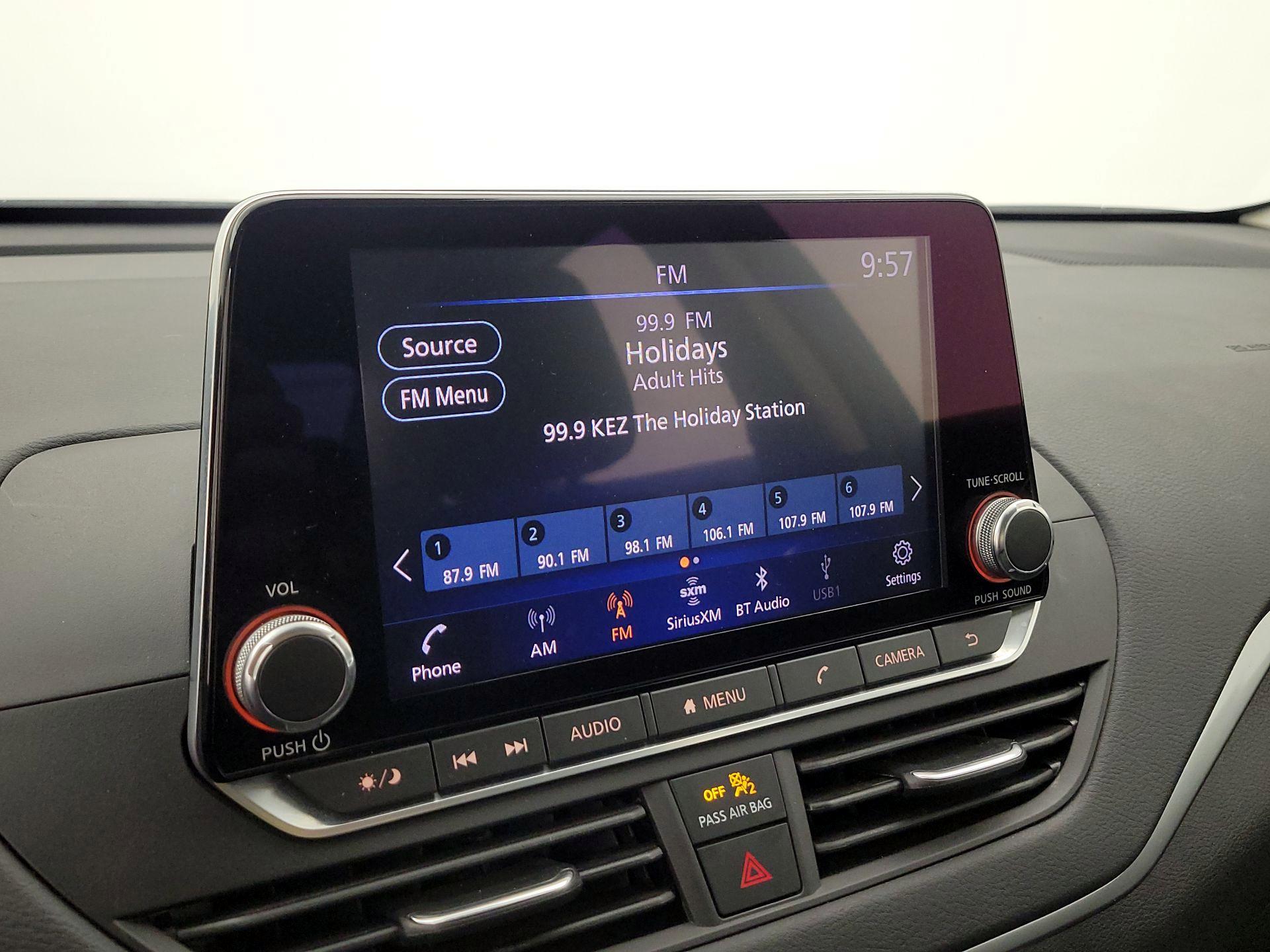 Thumbnail: 2022 Nissan Altima - 15