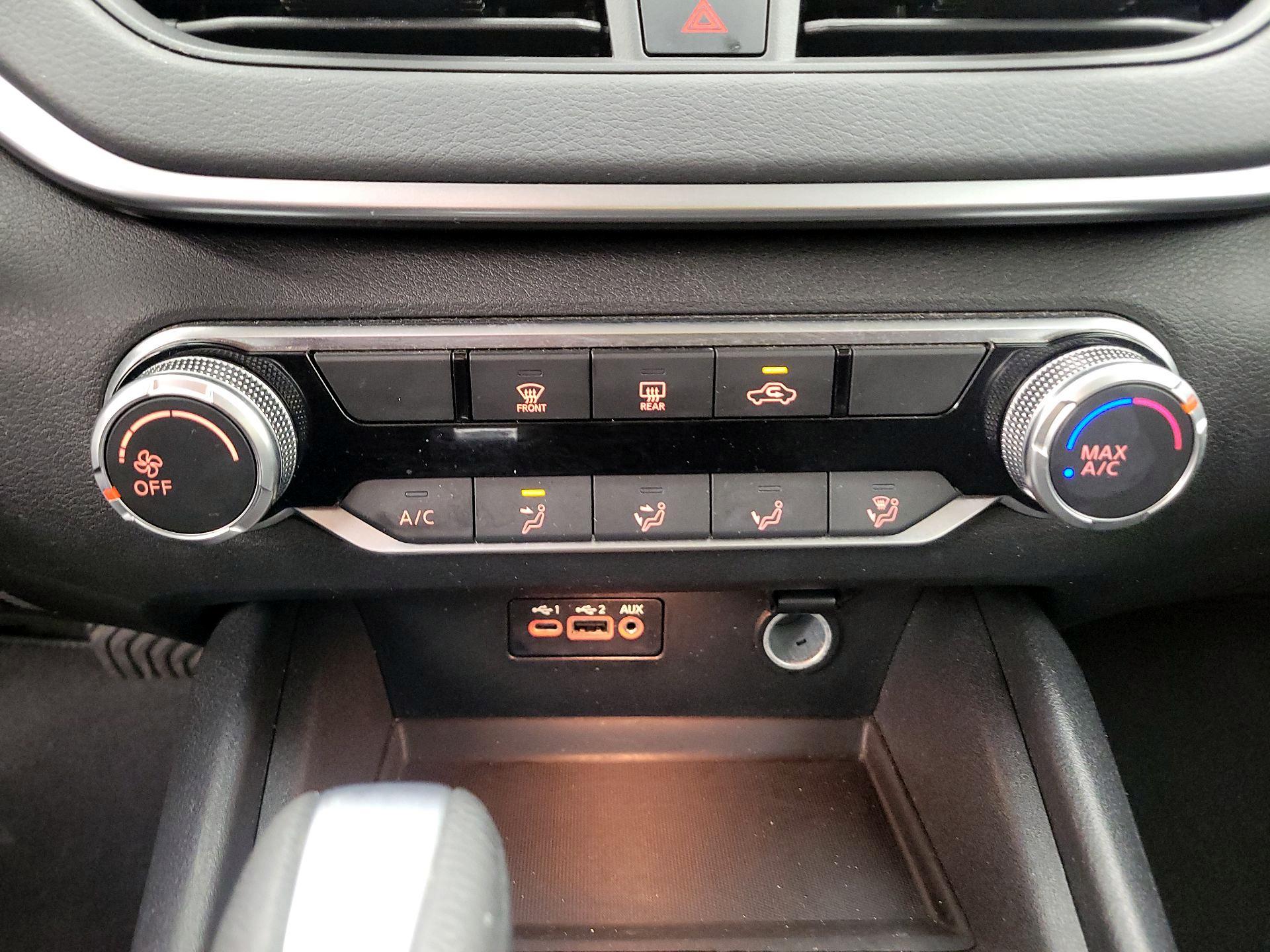 Thumbnail: 2022 Nissan Altima - 16