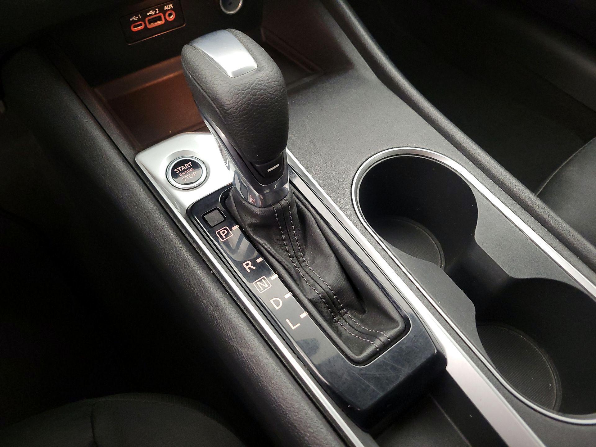 Thumbnail: 2022 Nissan Altima - 17