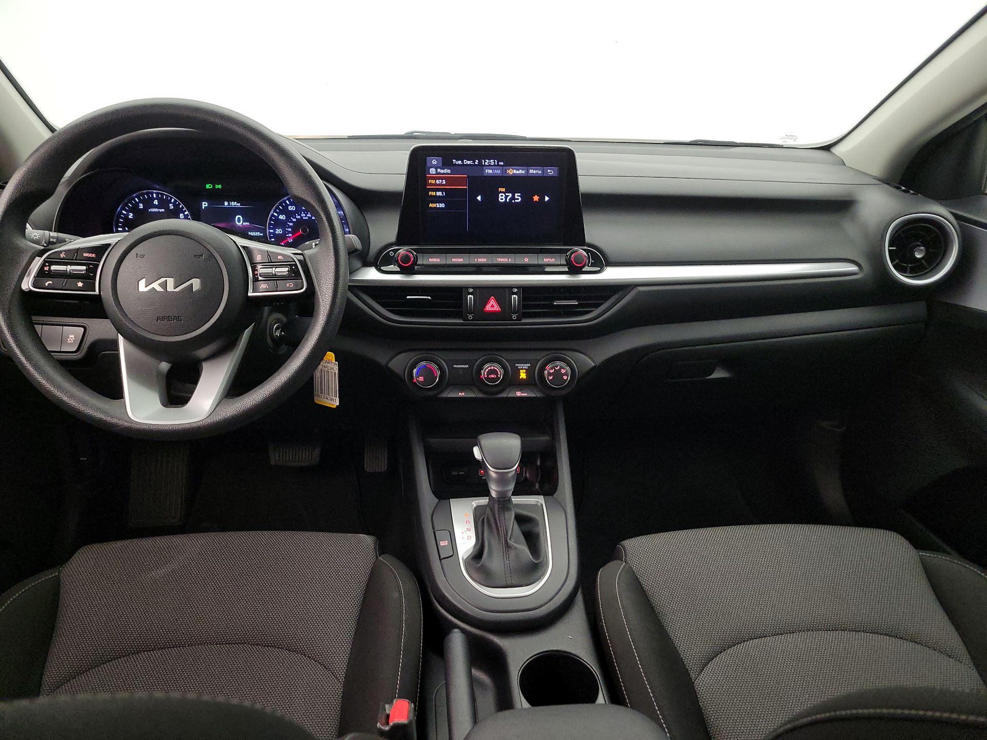 Thumbnail: 2024 Kia Forte - 9