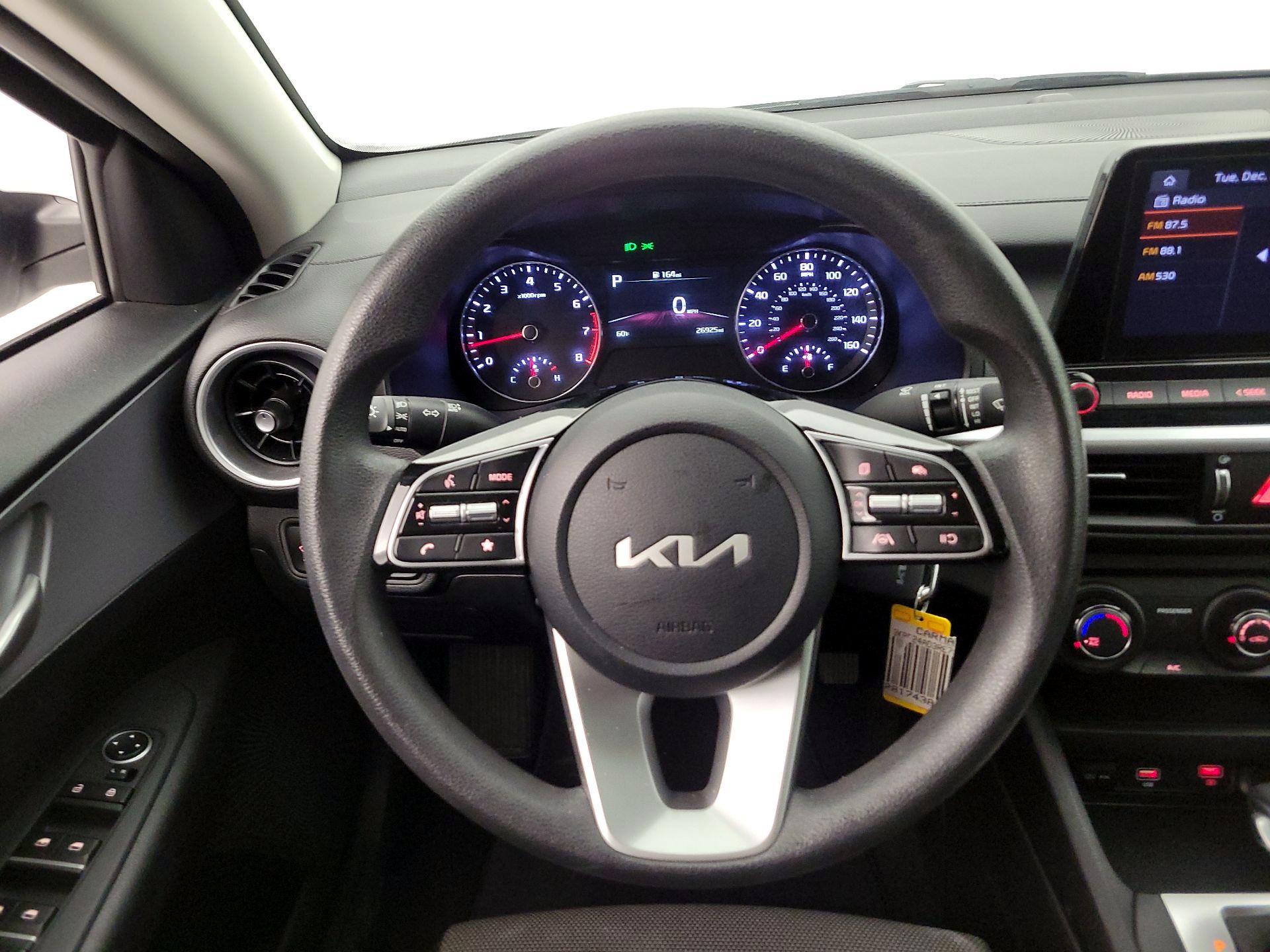 Thumbnail: 2024 Kia Forte - 10