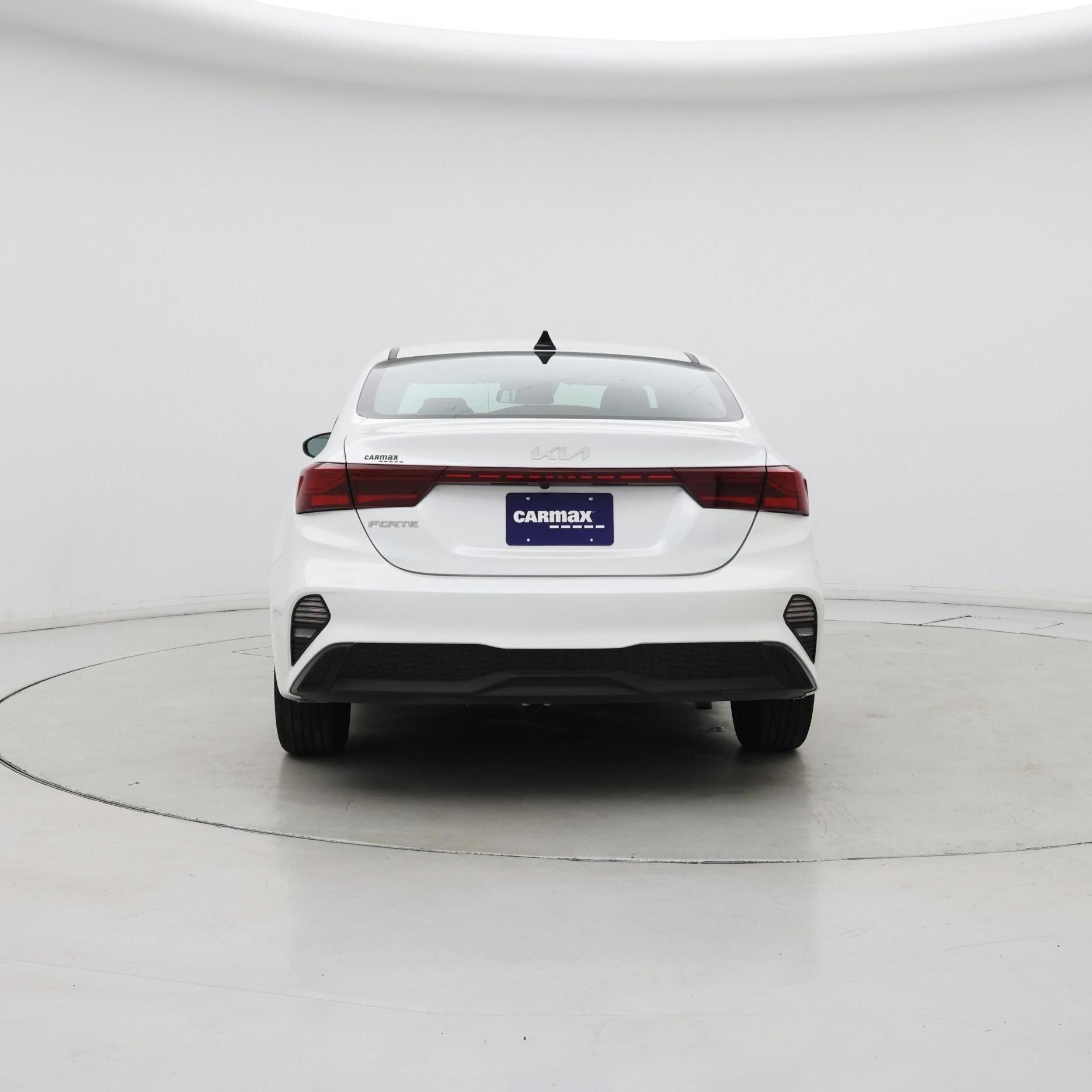 Thumbnail: 2024 Kia Forte - 6