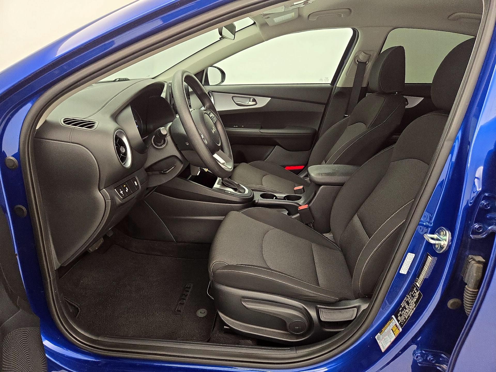 Thumbnail: 2024 Kia Forte - 11