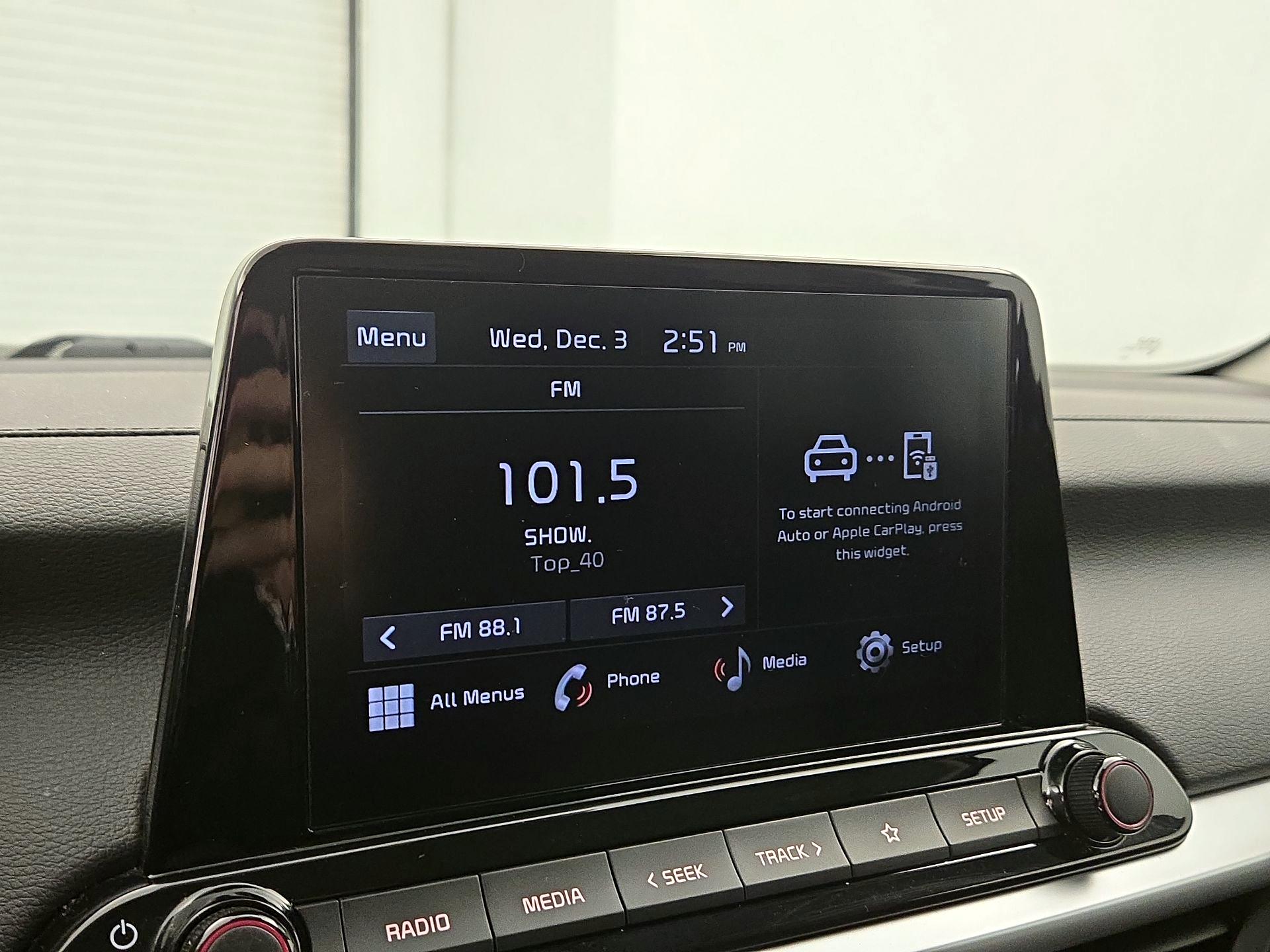 Thumbnail: 2024 Kia Forte - 15