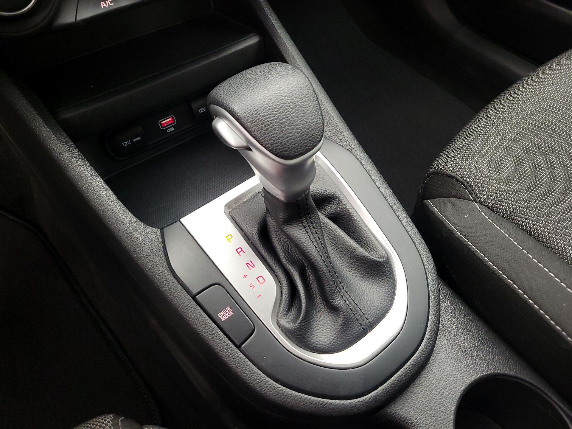 Thumbnail: 2023 Kia Forte - 17