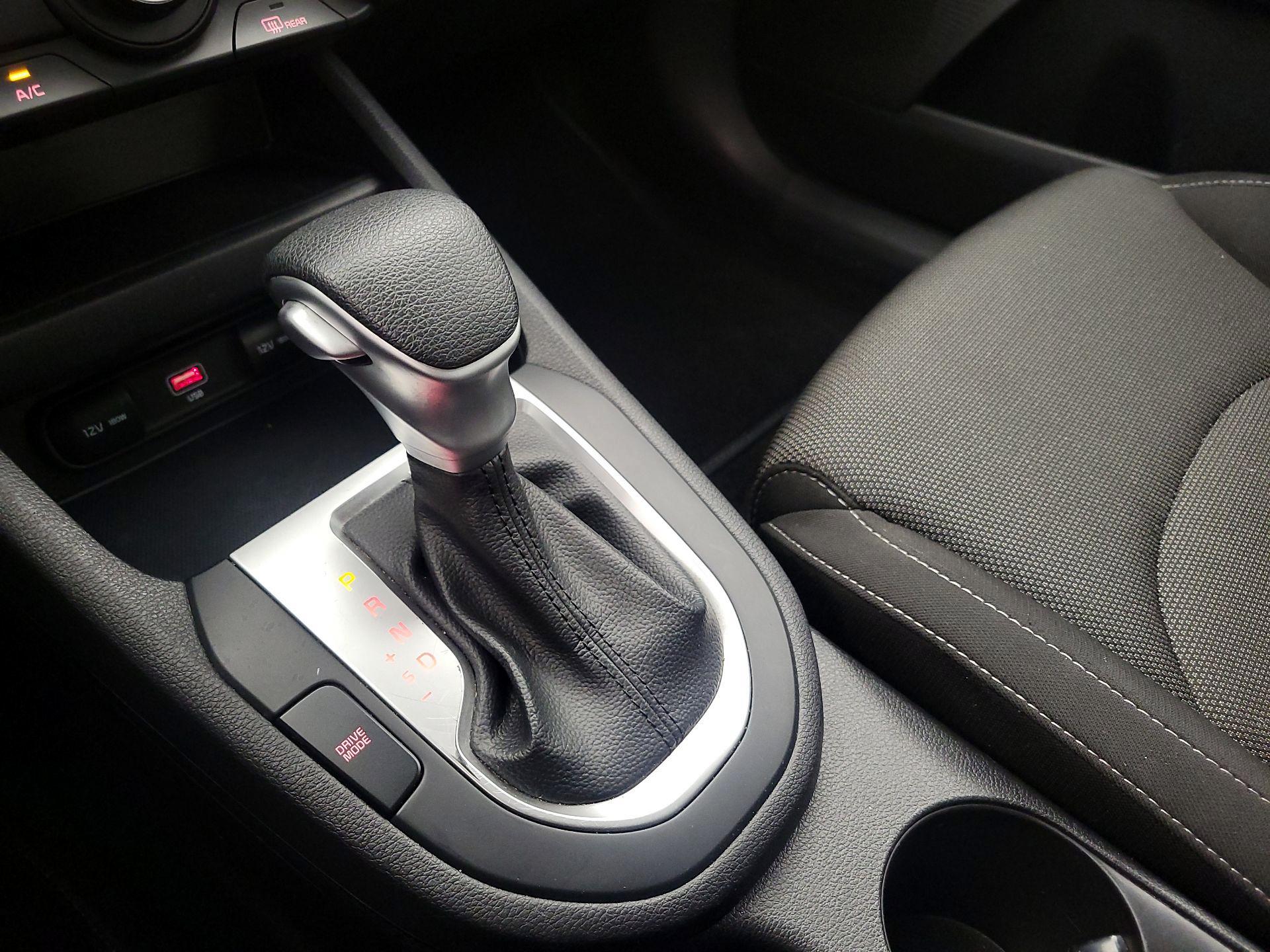 Thumbnail: 2023 Kia Forte - 17