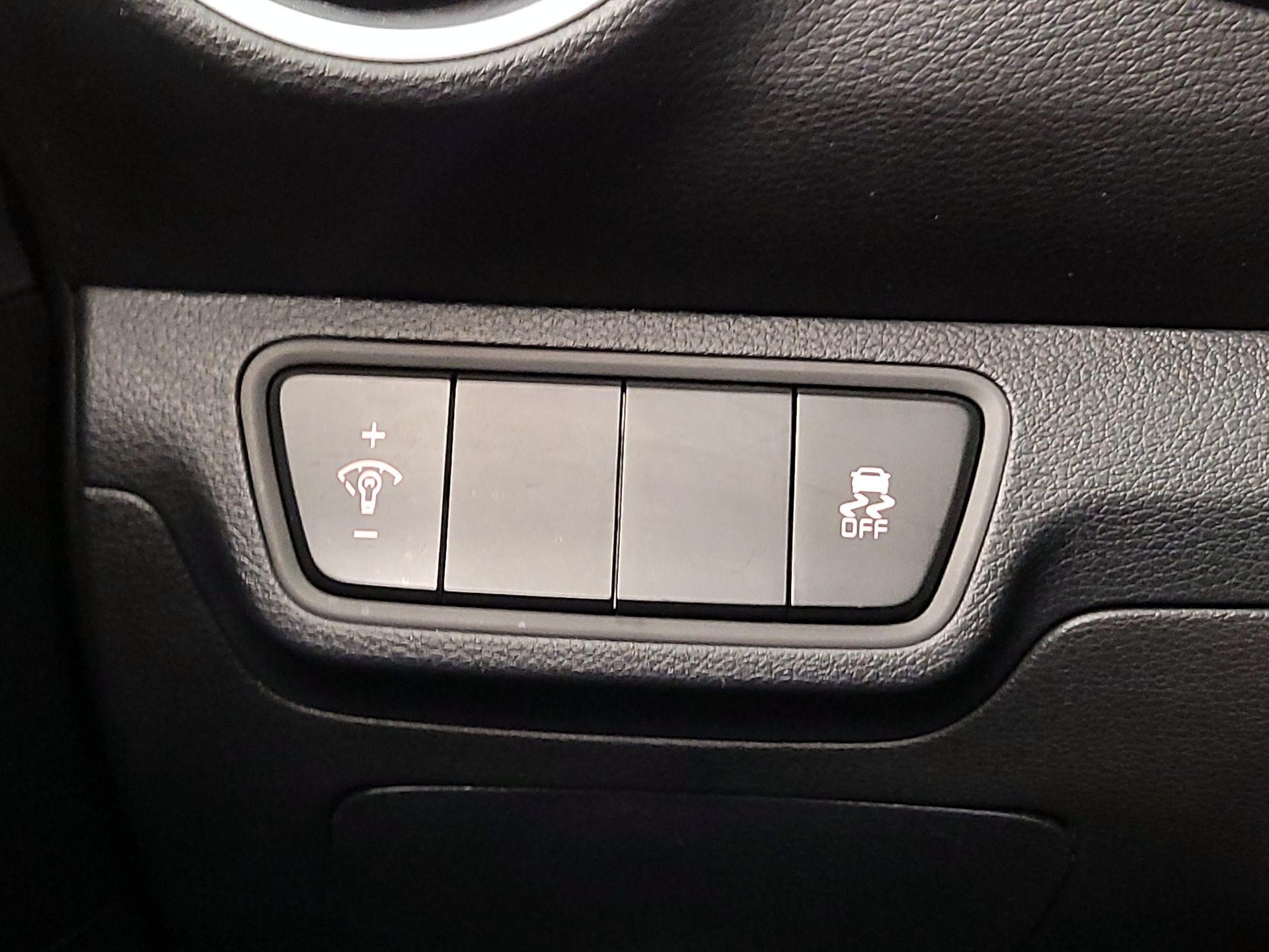 Thumbnail: 2024 Kia Forte - 13