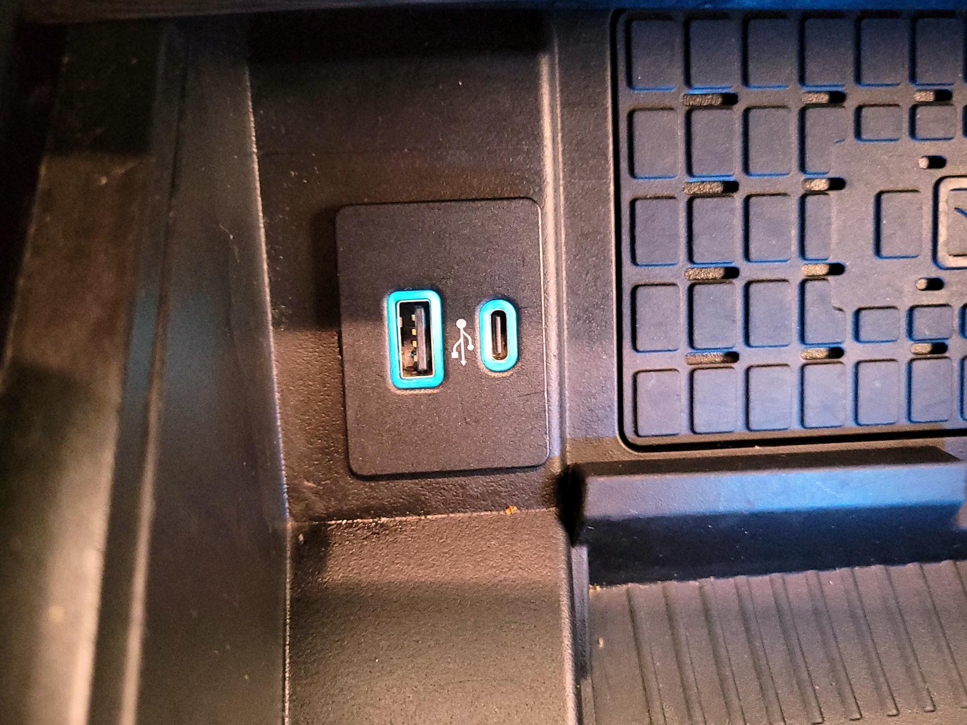 Thumbnail: 2024 Ford Expedition MAX - 19