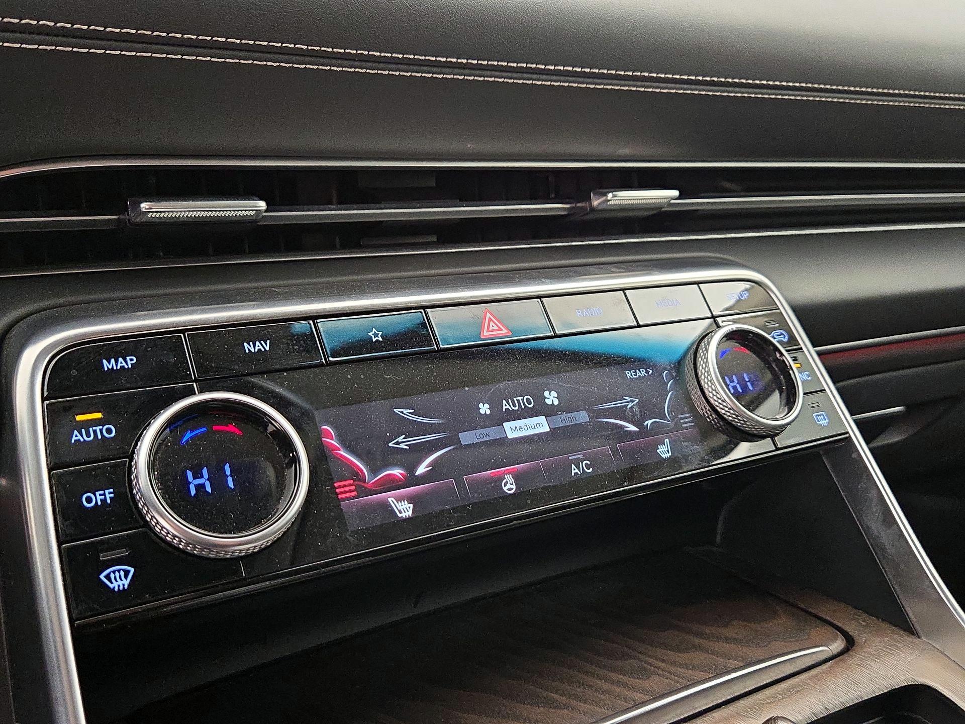 Thumbnail: 2024 Genesis GV80 - 17