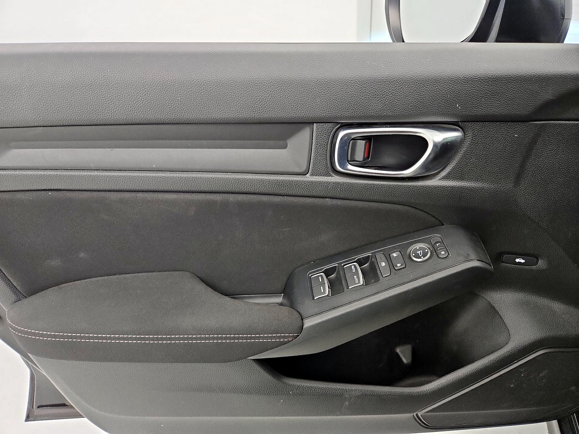 Thumbnail: 2024 Honda Civic - 12