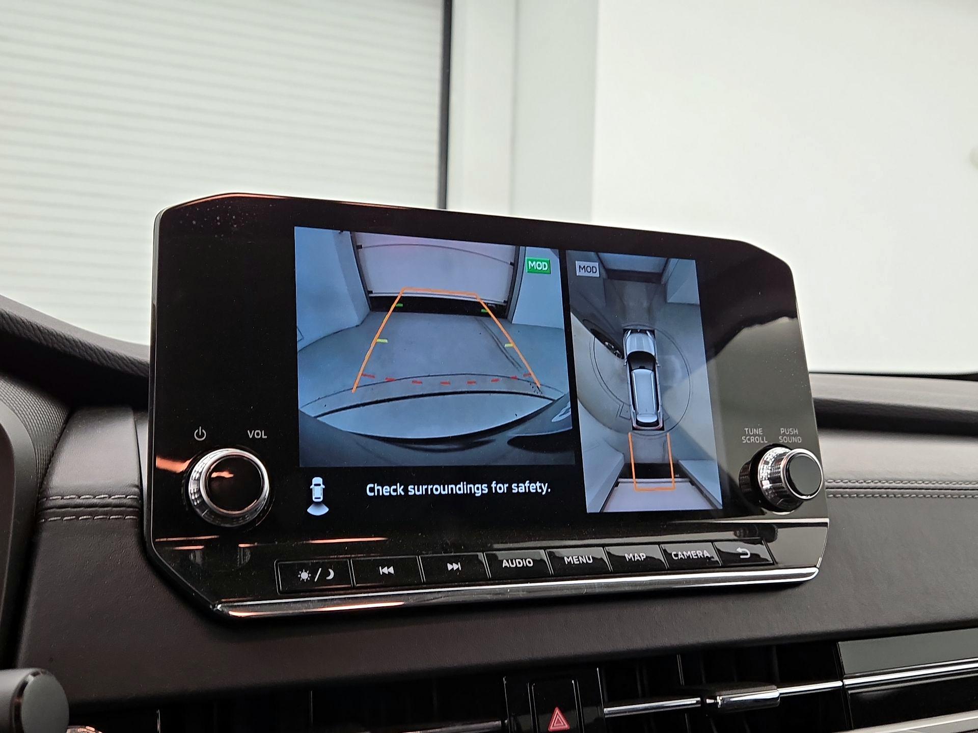 Thumbnail: 2024 Mitsubishi Outlander - 15