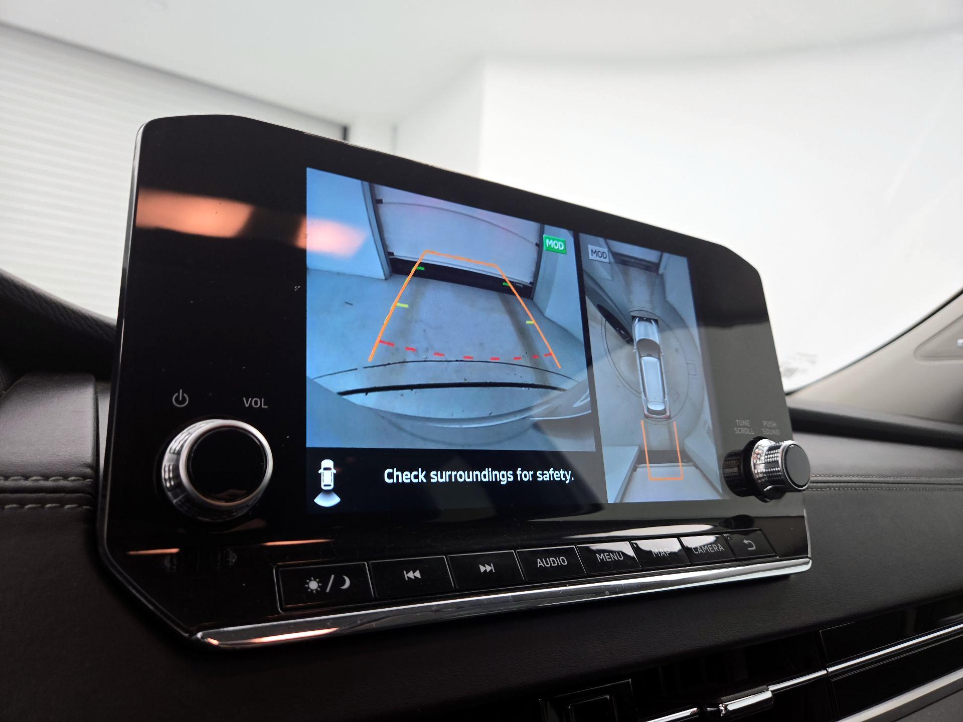 Thumbnail: 2024 Mitsubishi Outlander - 15