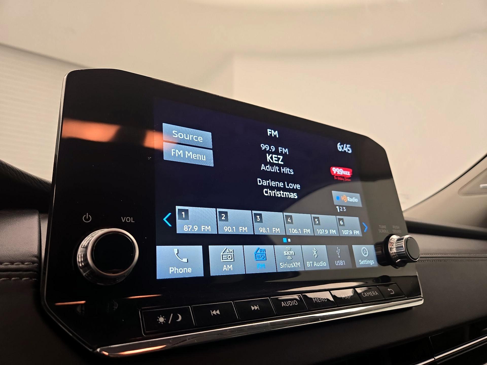 Thumbnail: 2024 Mitsubishi Outlander - 16