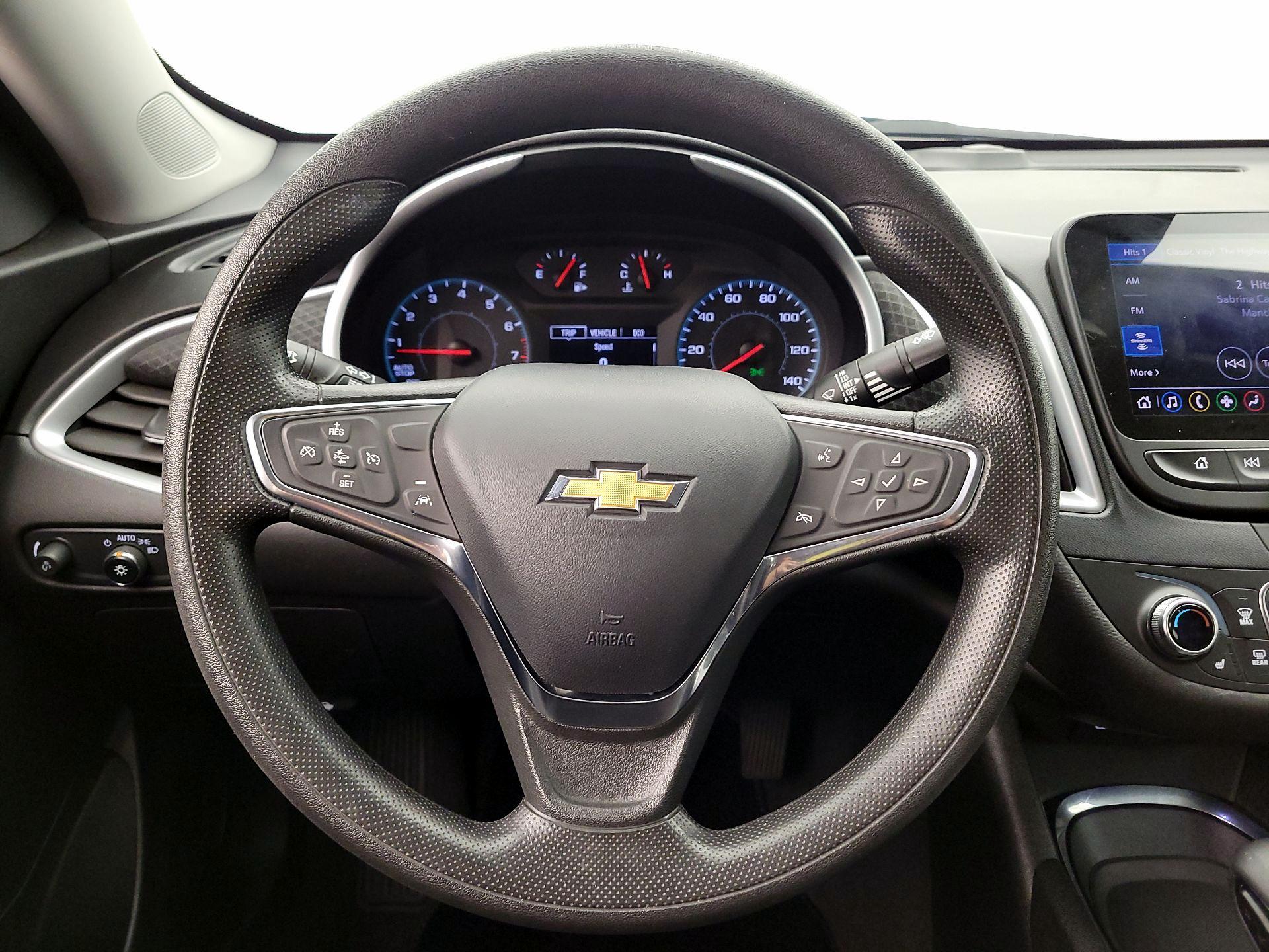 Thumbnail: 2023 Chevrolet Malibu - 10