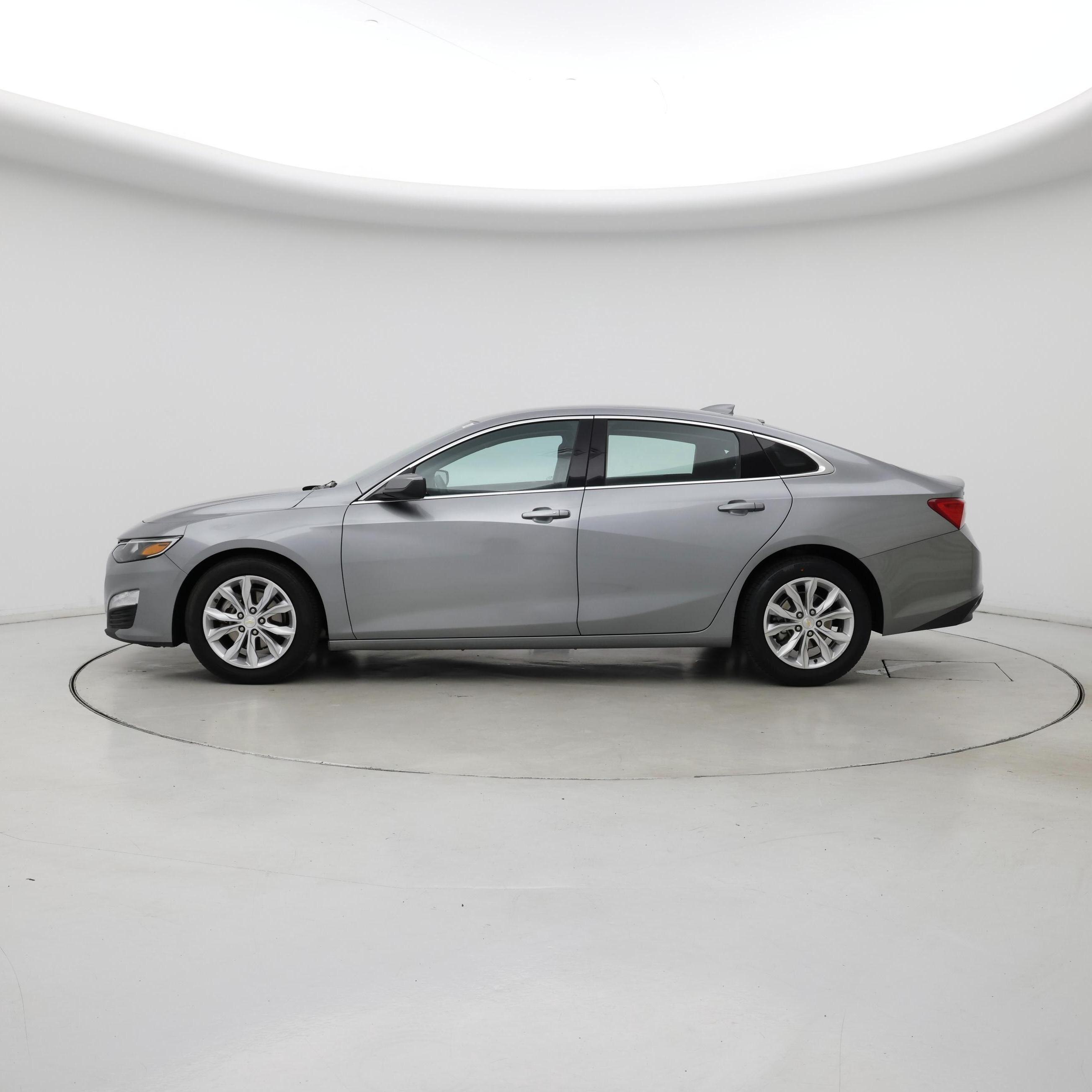 Thumbnail: 2023 Chevrolet Malibu - 3