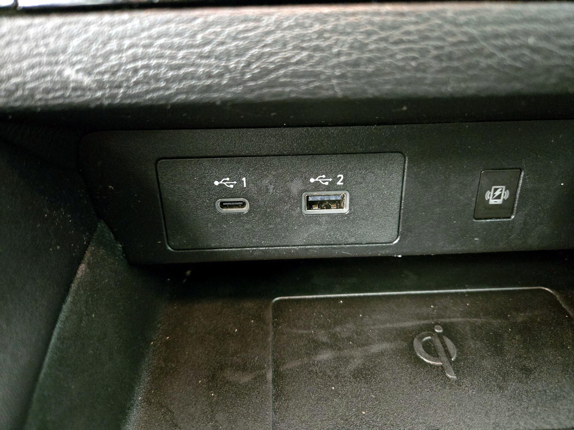 Thumbnail: 2024 Mitsubishi Outlander - 19