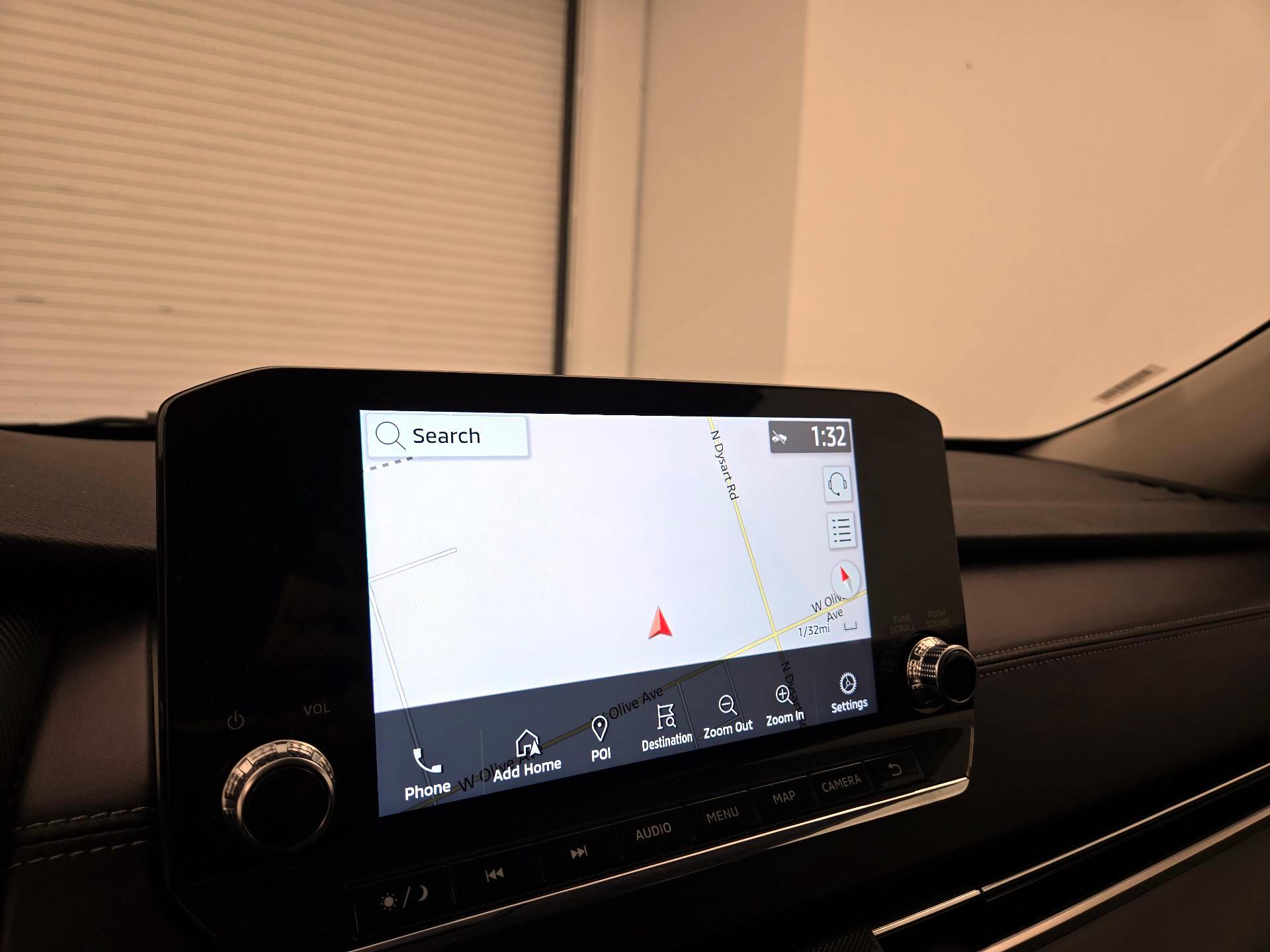 Thumbnail: 2024 Mitsubishi Outlander - 14