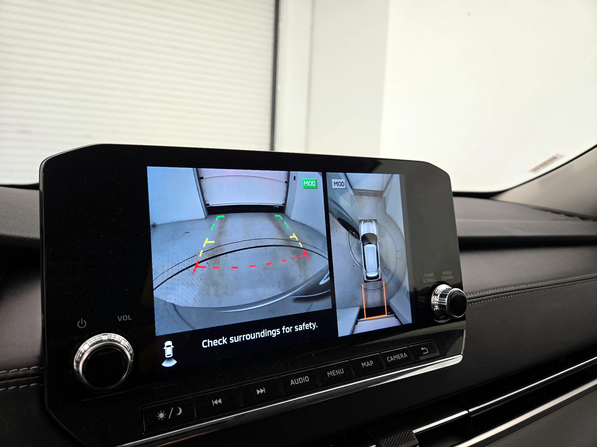 Thumbnail: 2024 Mitsubishi Outlander - 15