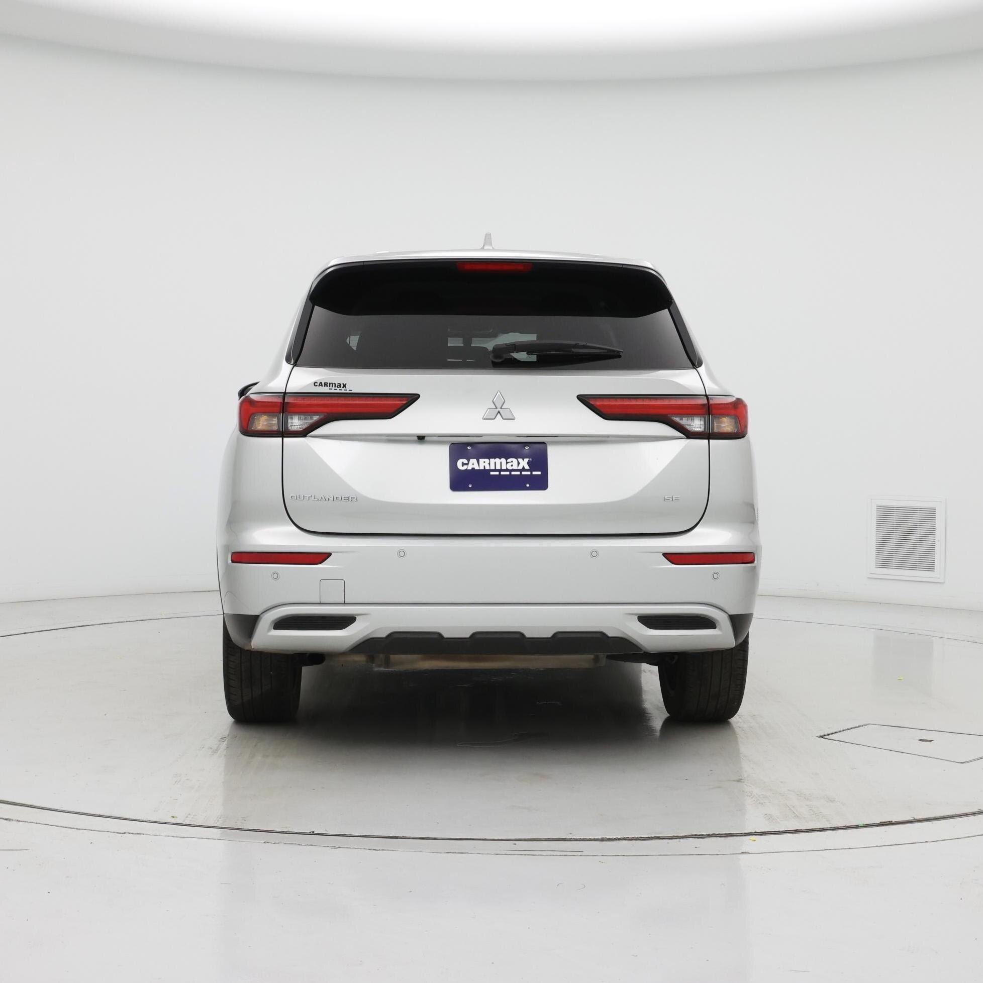 Thumbnail: 2024 Mitsubishi Outlander - 6