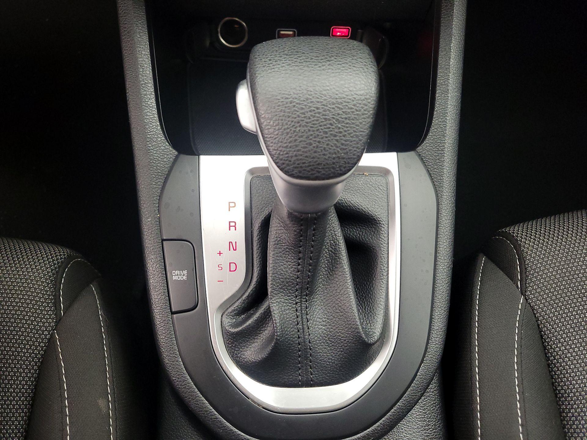 Thumbnail: 2024 Kia Forte - 17