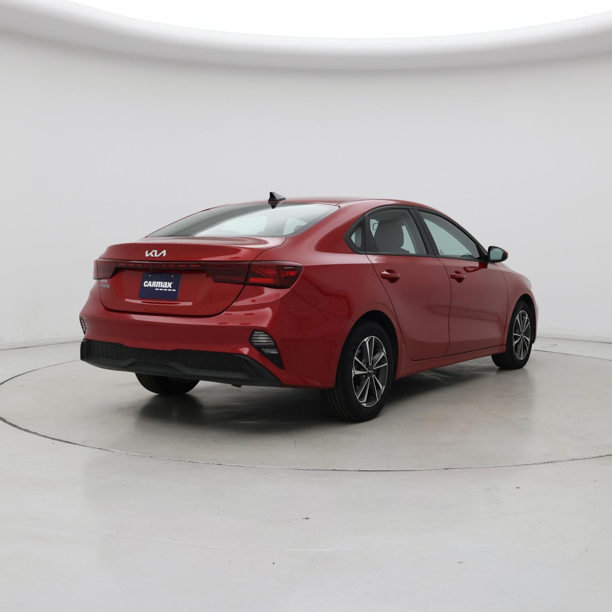 Thumbnail: 2024 Kia Forte - 8