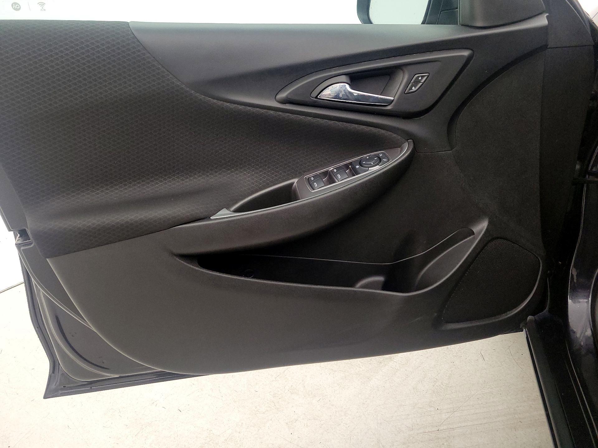 Thumbnail: 2023 Chevrolet Malibu - 12