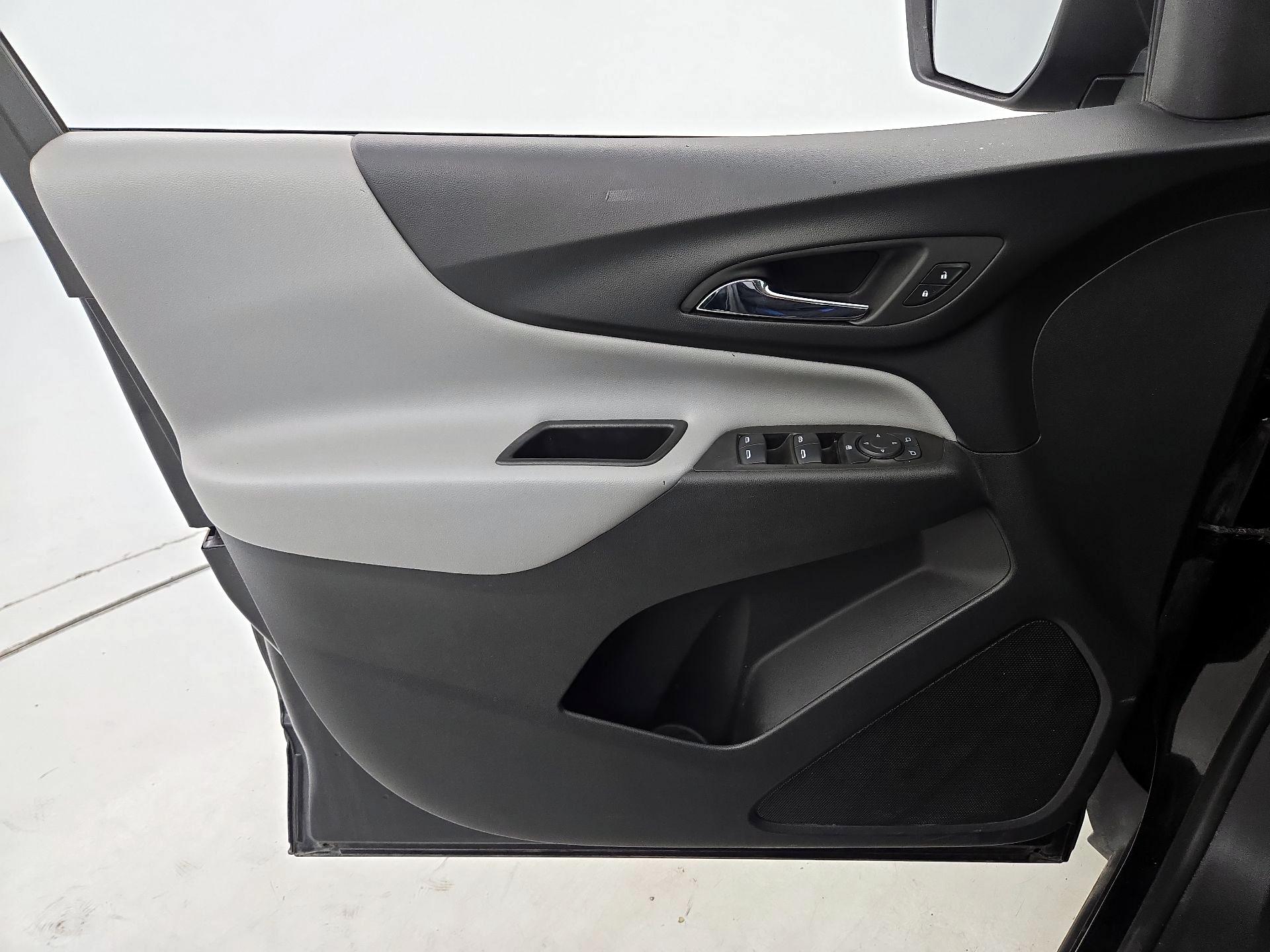 Thumbnail: 2023 Chevrolet Equinox - 12