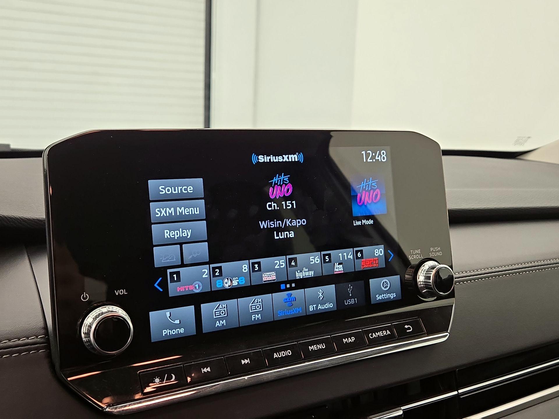 Thumbnail: 2024 Mitsubishi Outlander - 16