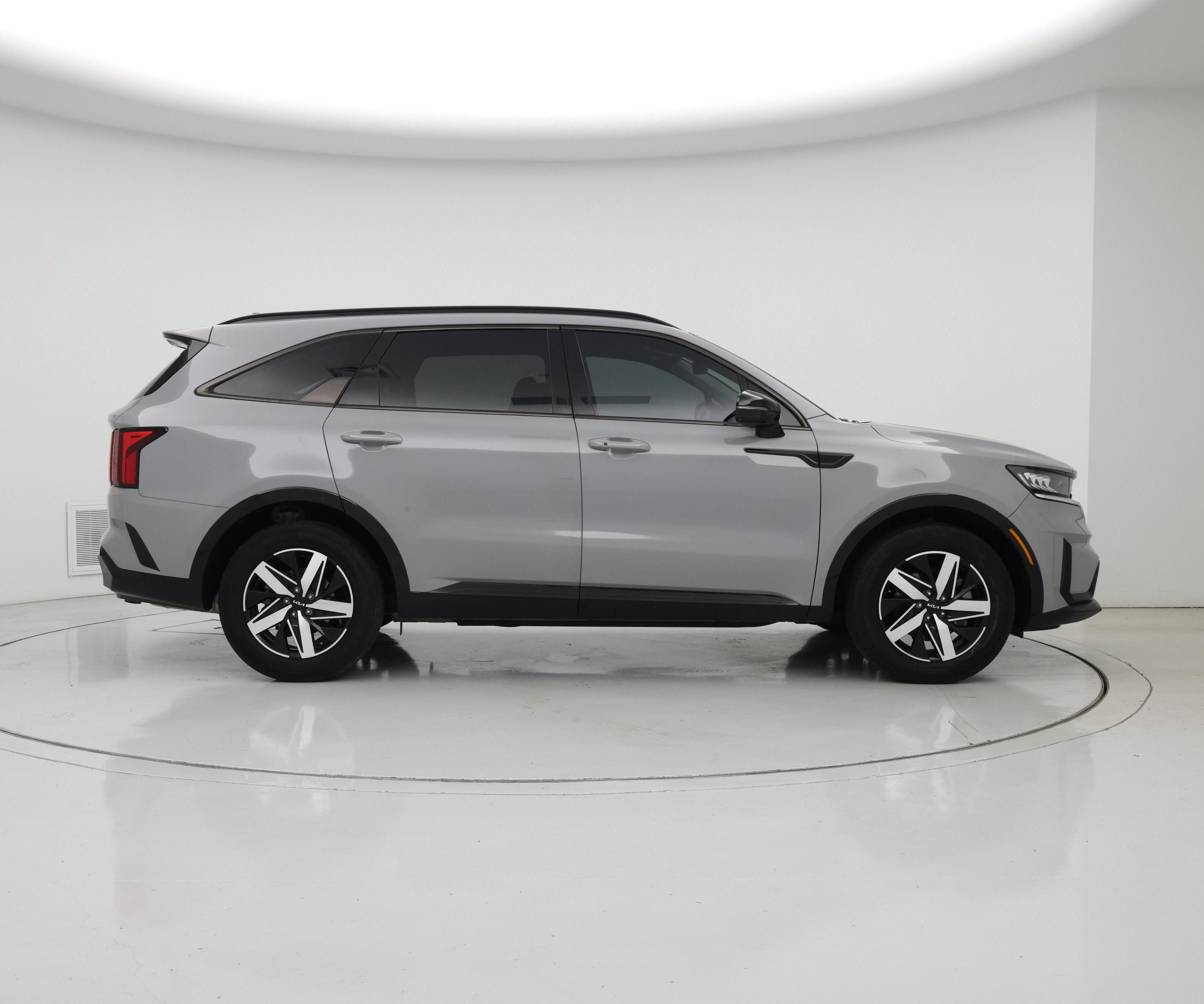 Thumbnail: 2023 Kia Sorento - 7