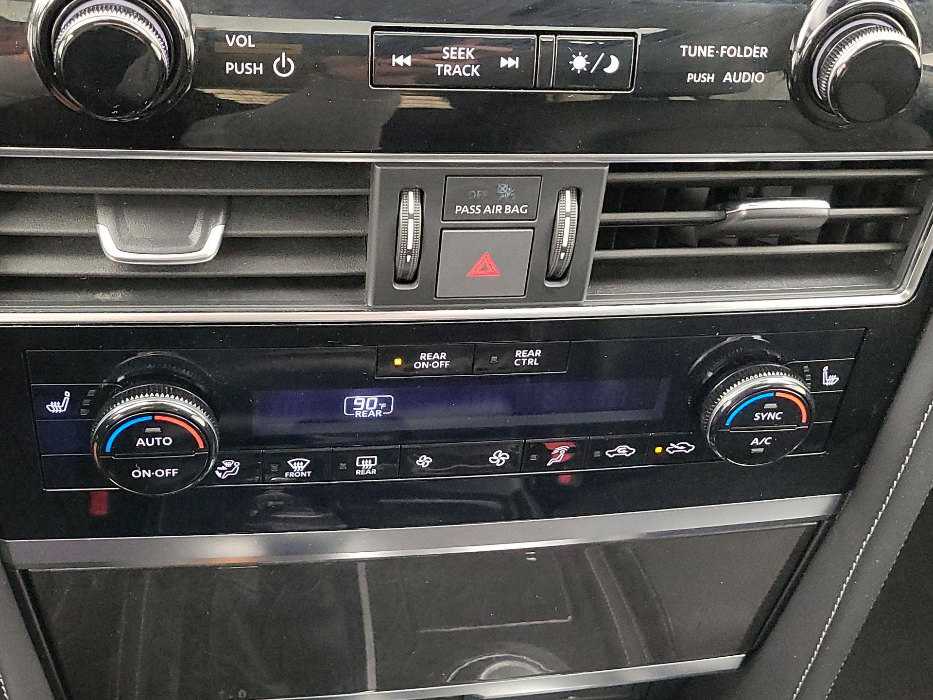 Thumbnail: 2024 INFINITI QX80 - 17